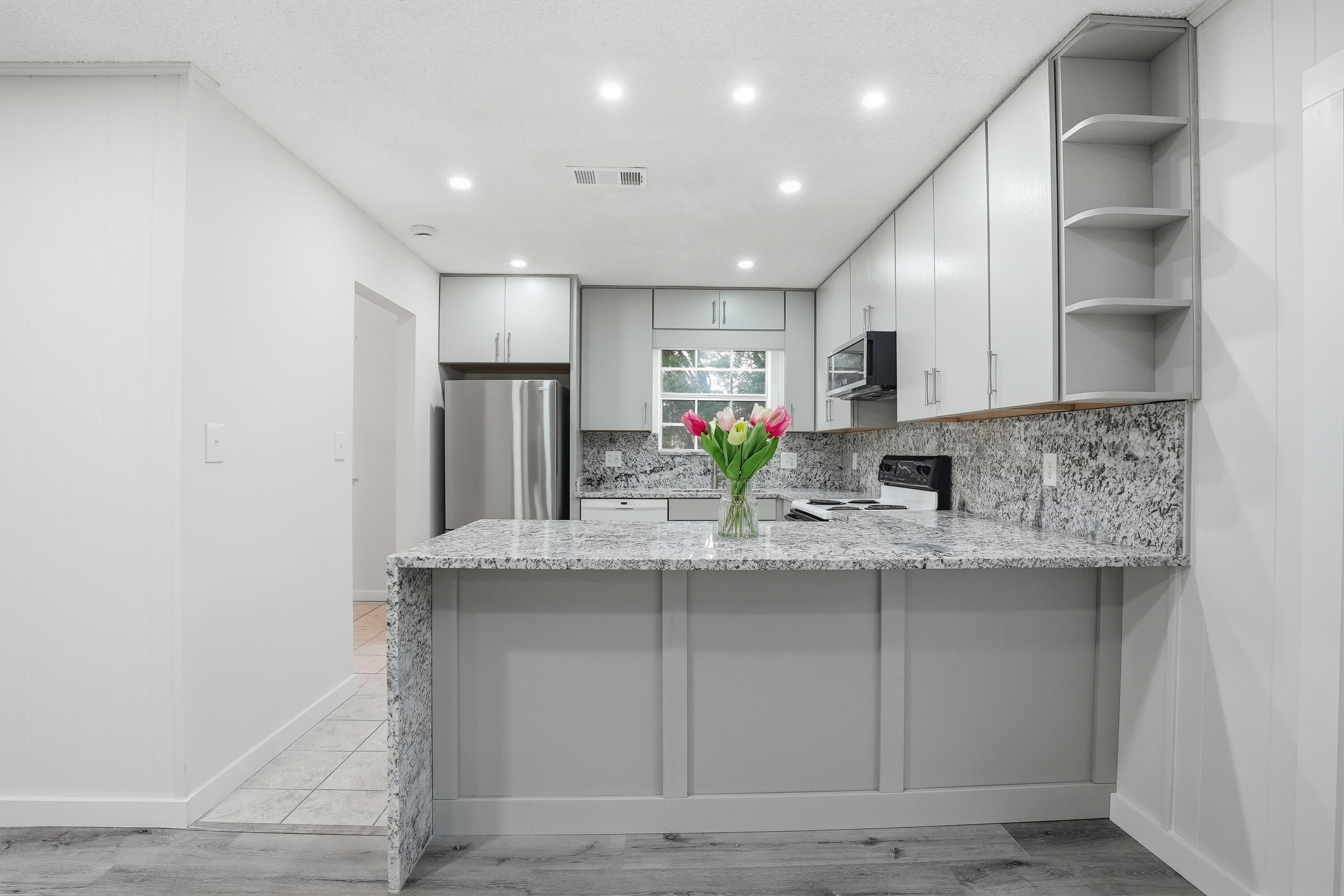 Casa Loma - Residential