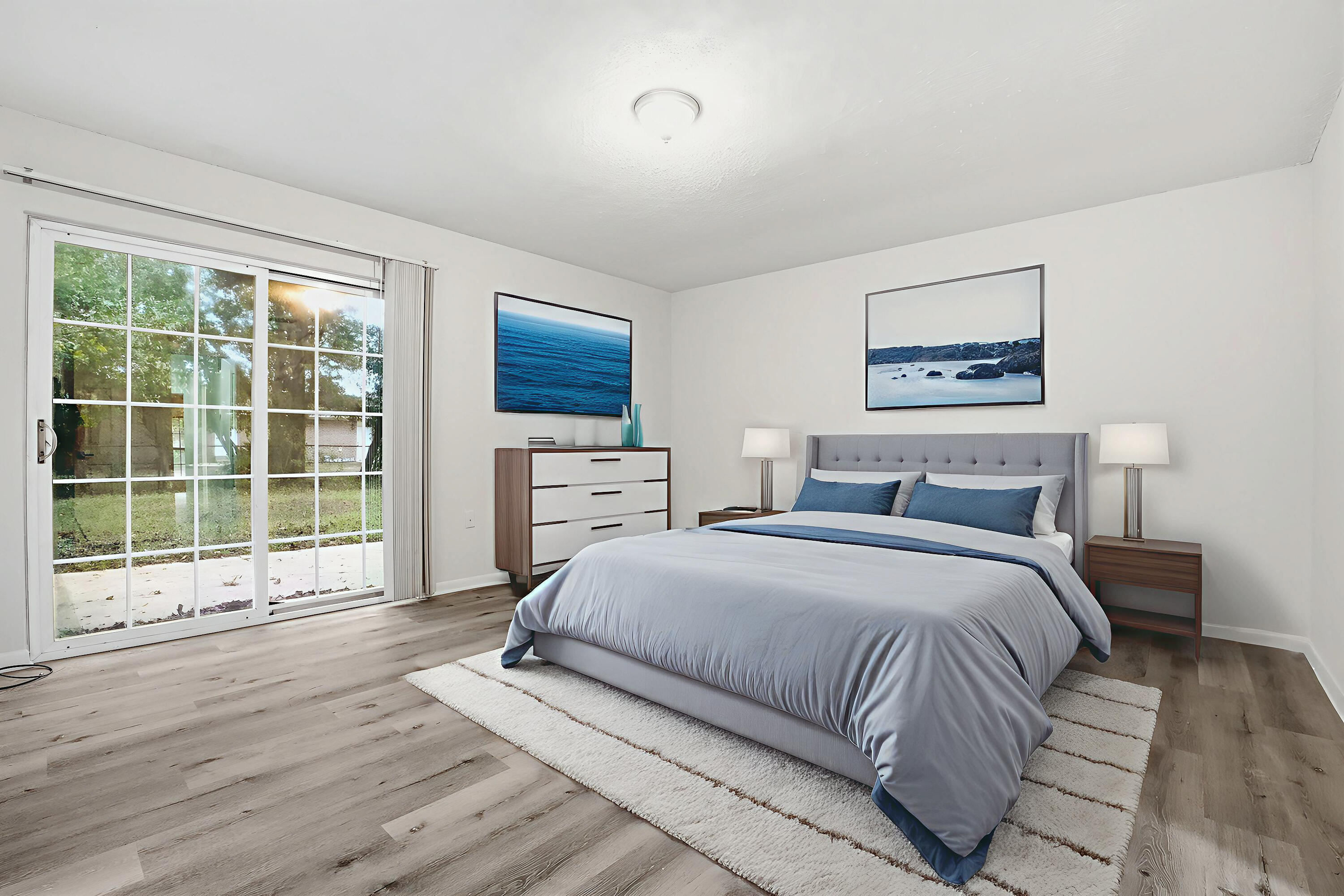 Casa Loma - Residential