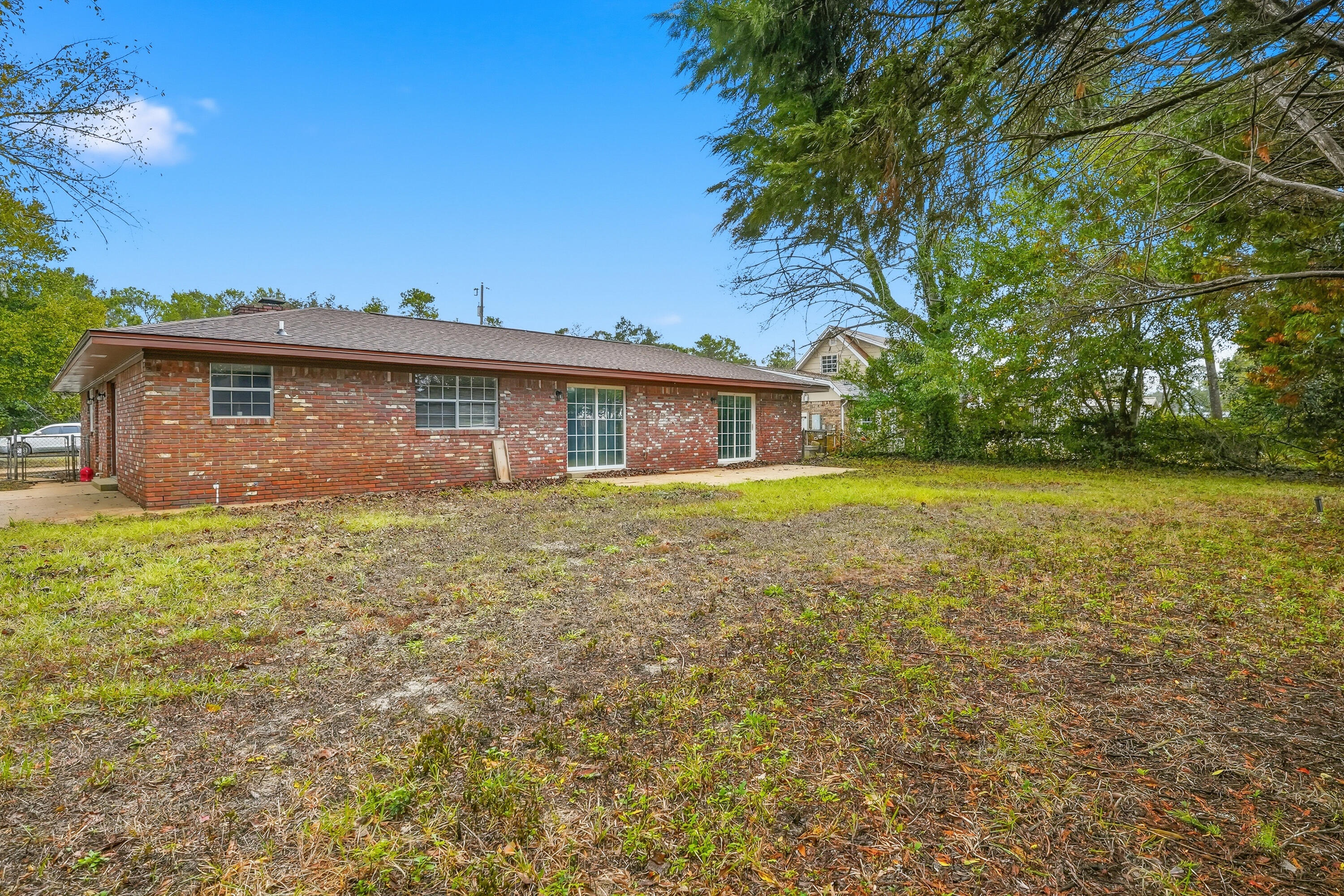 Casa Loma - Residential
