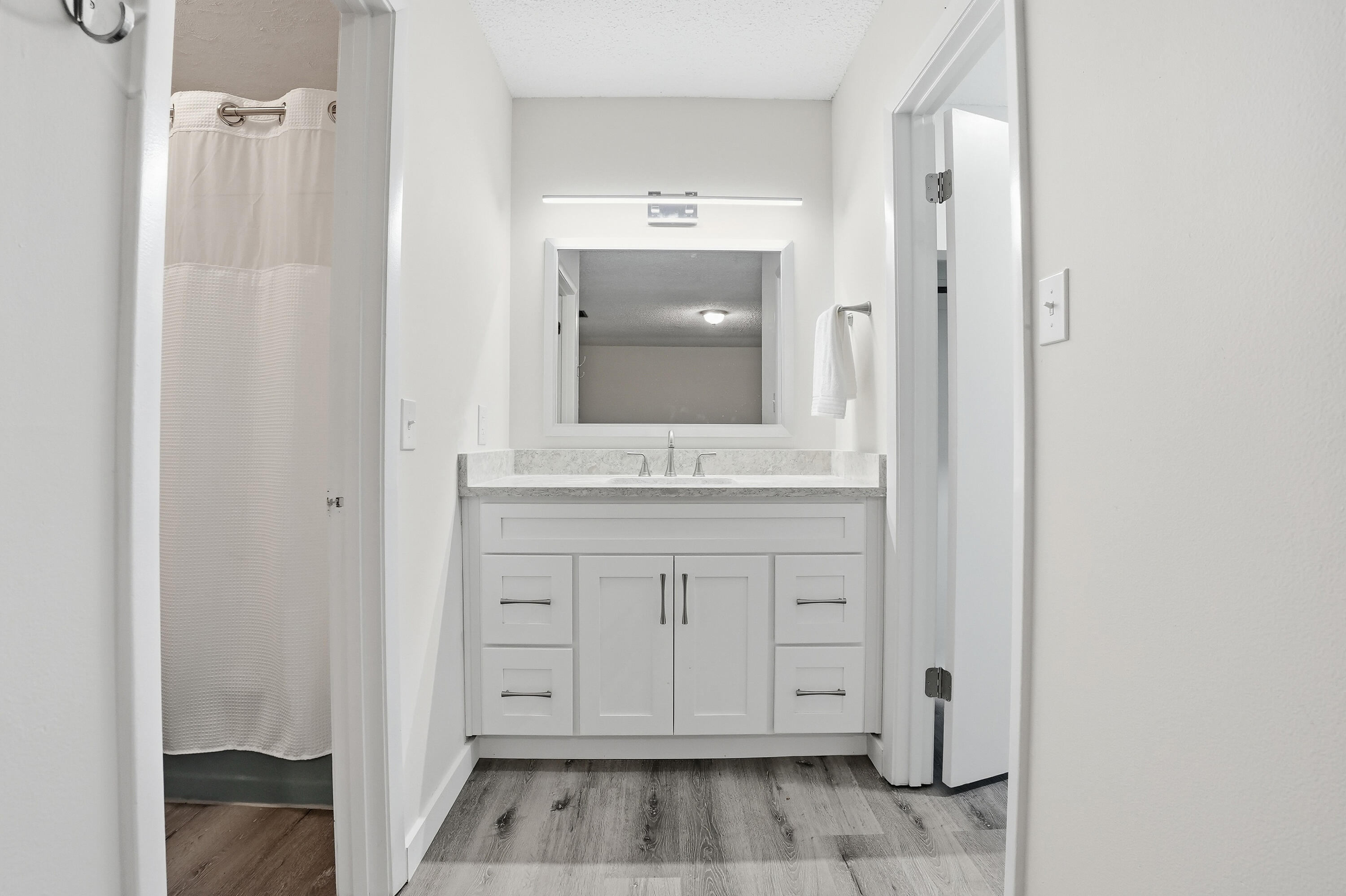 Casa Loma - Residential