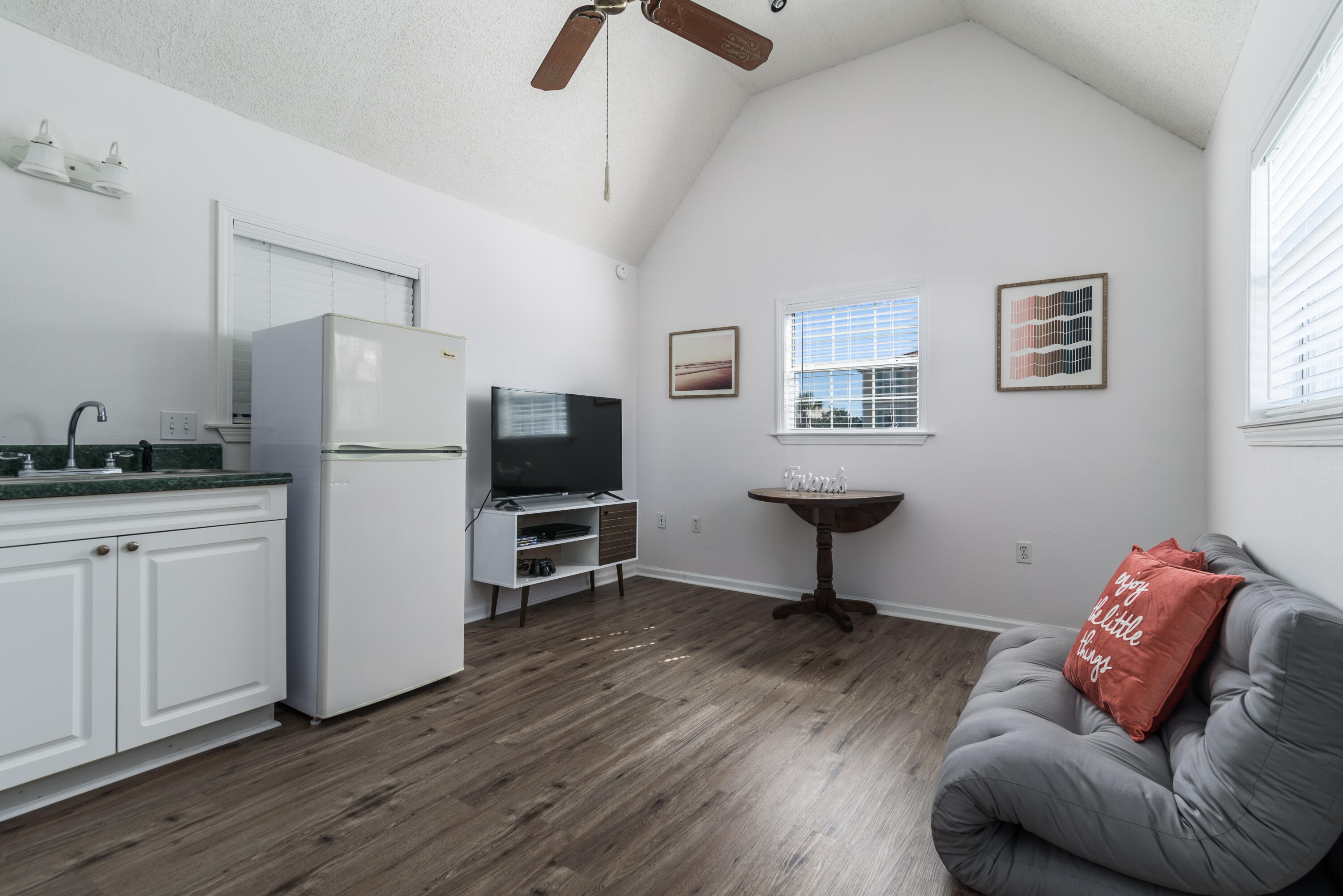 FRANGISTA BEACH 1ST ADDN - Residential