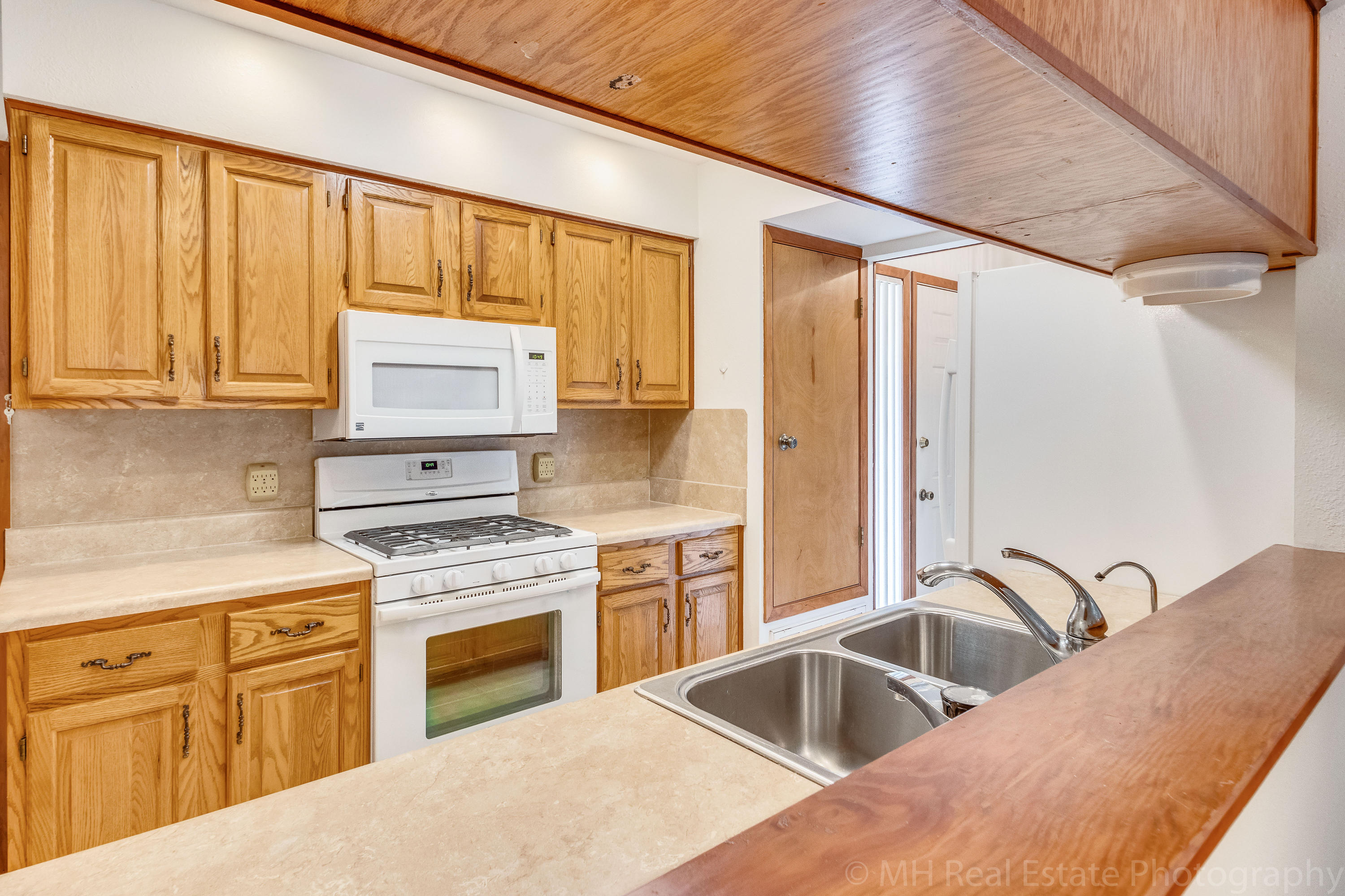 CEDAR RIDGE PH II LOT 39 - Residential