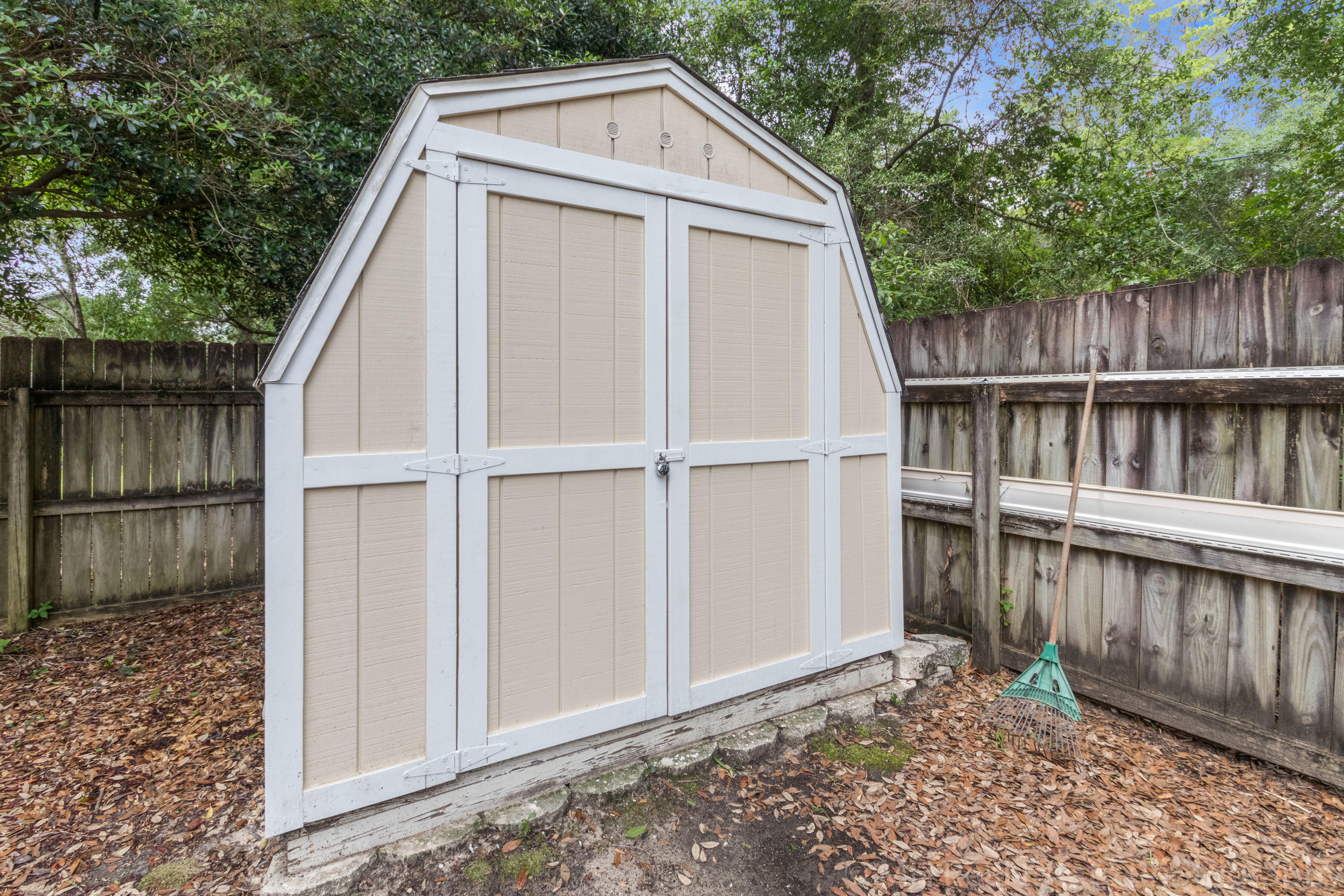 CEDAR RIDGE PH II LOT 39 - Residential