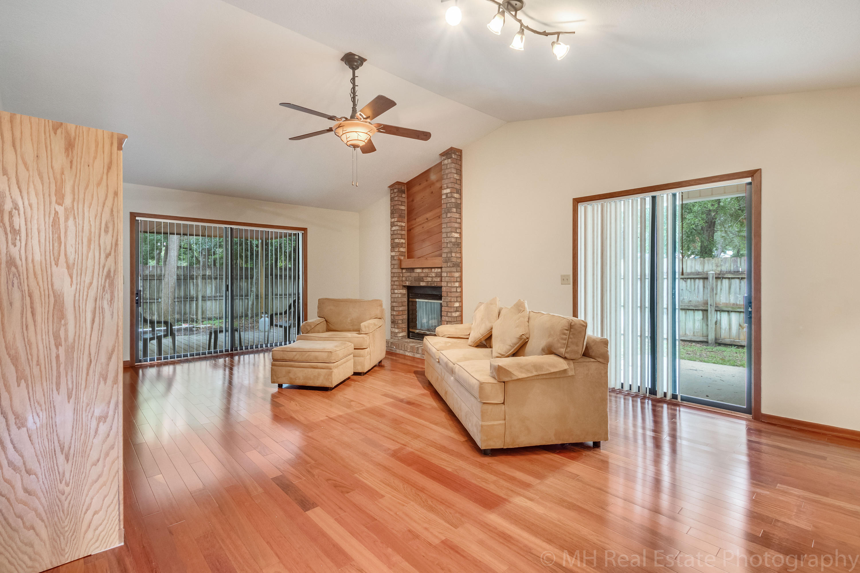 CEDAR RIDGE PH II LOT 39 - Residential