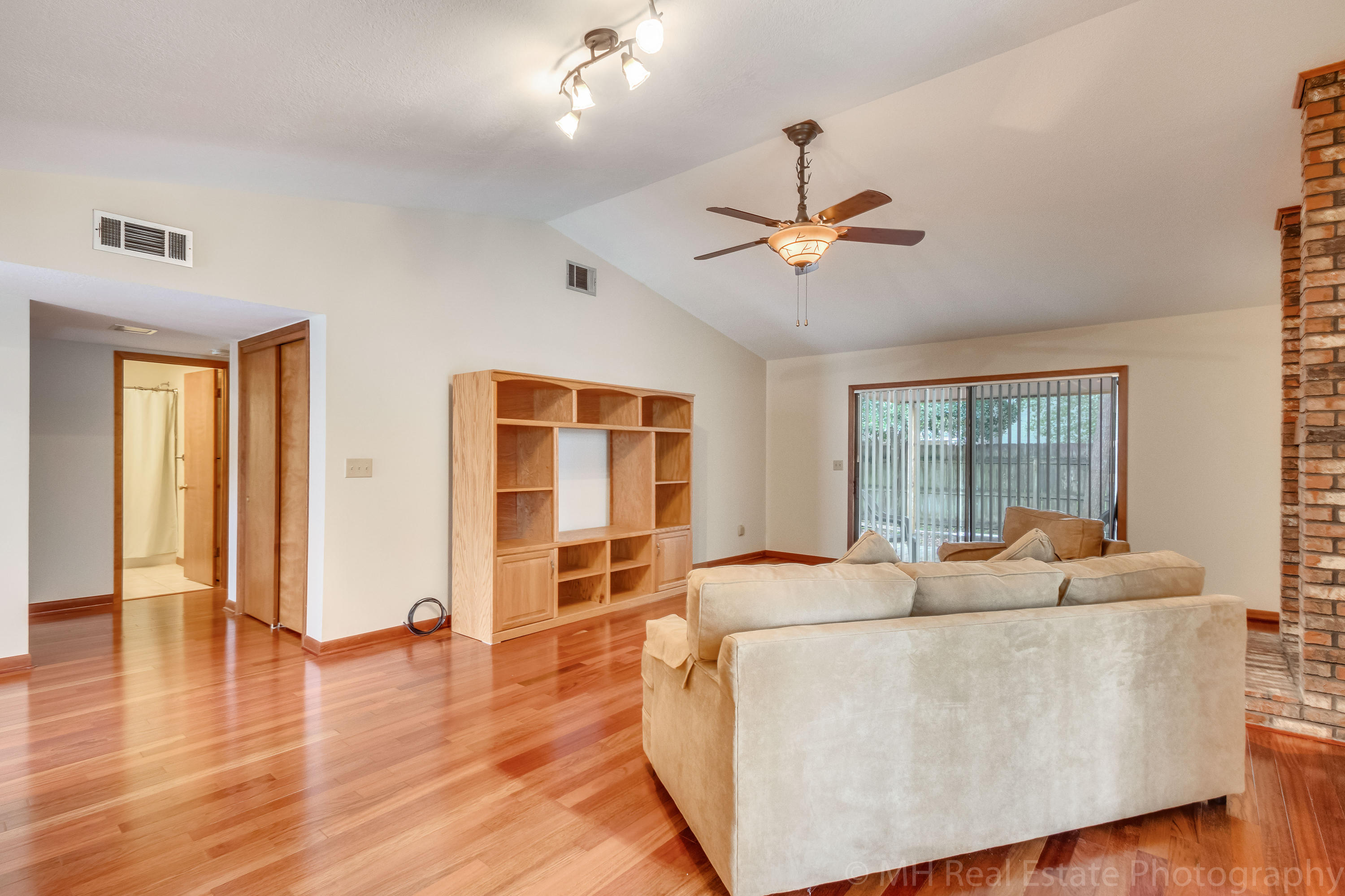 CEDAR RIDGE PH II LOT 39 - Residential