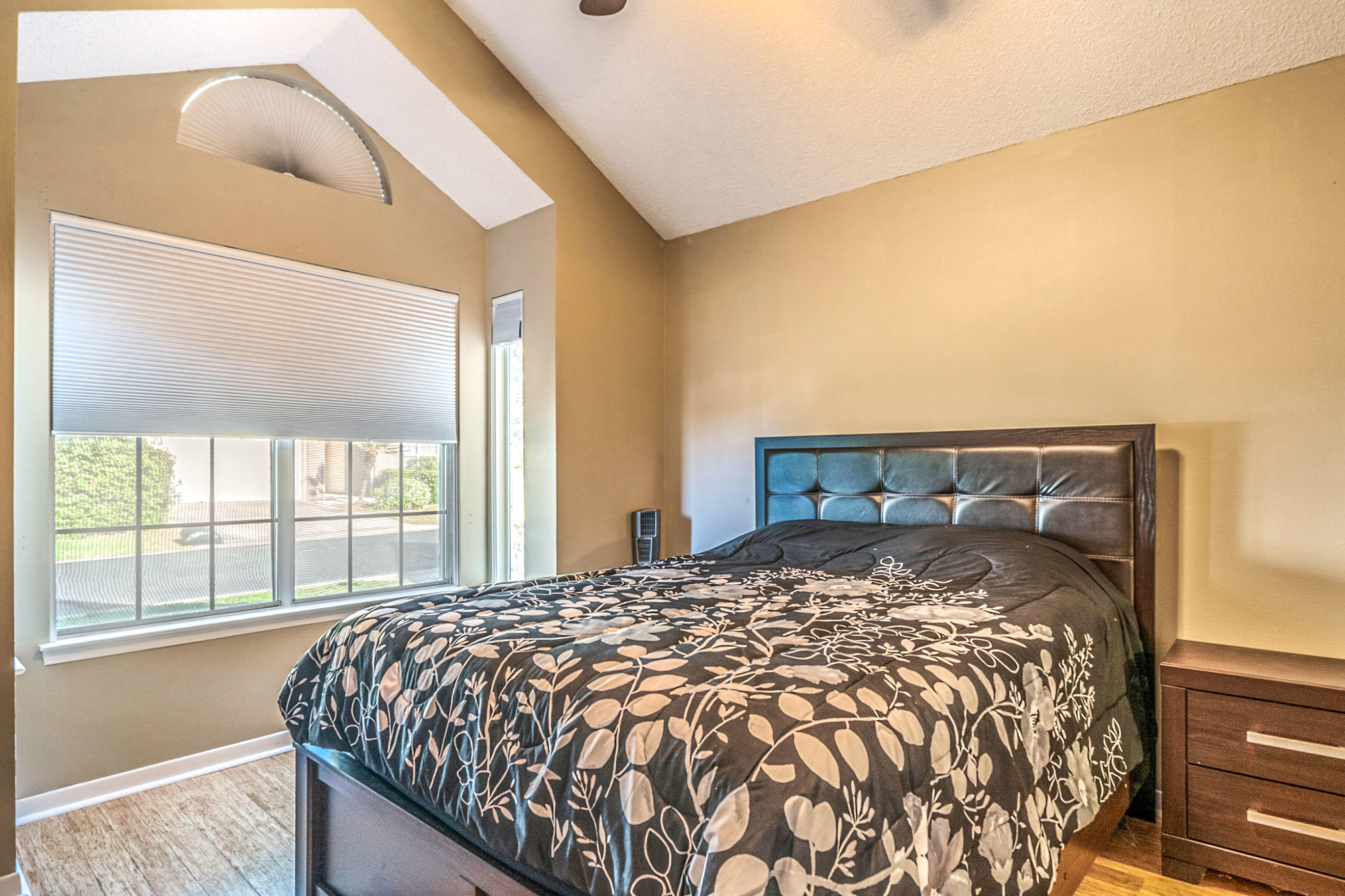 FAIRWAY LAKES PH 1 - Residential