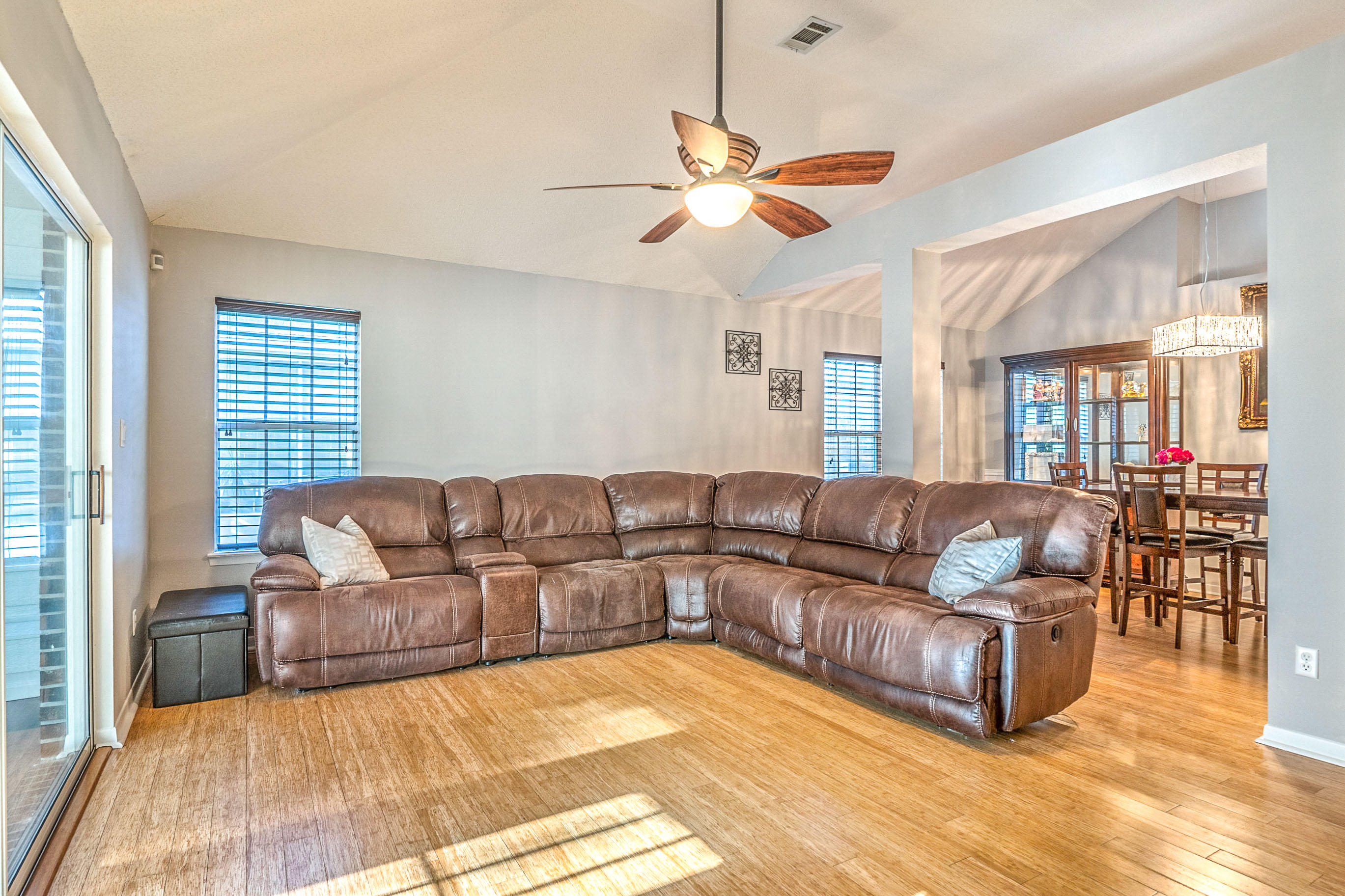 FAIRWAY LAKES PH 1 - Residential