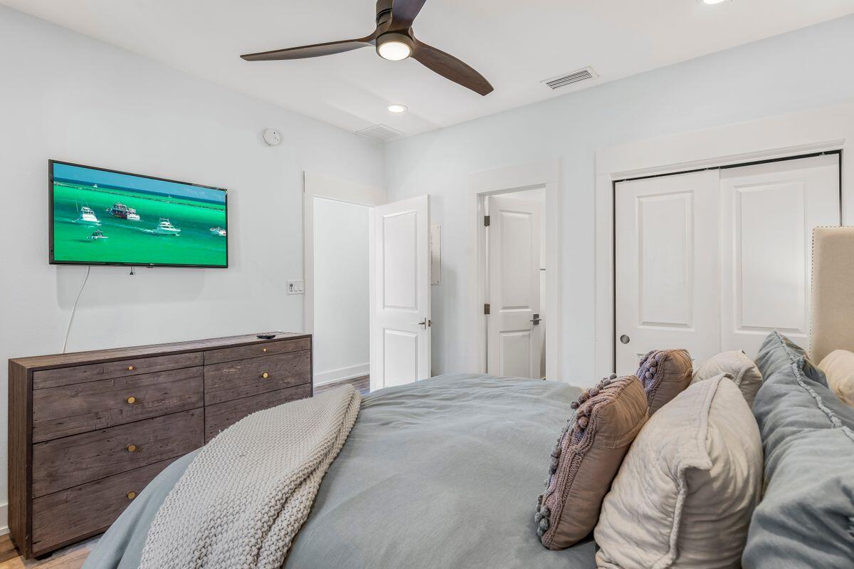 PALMS AT SEAGROVE CONDO UNIT D - Residential