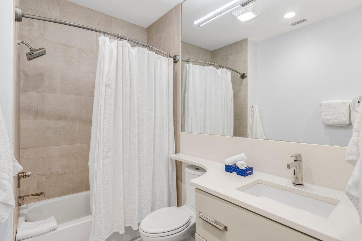 PALMS AT SEAGROVE CONDO UNIT D - Residential