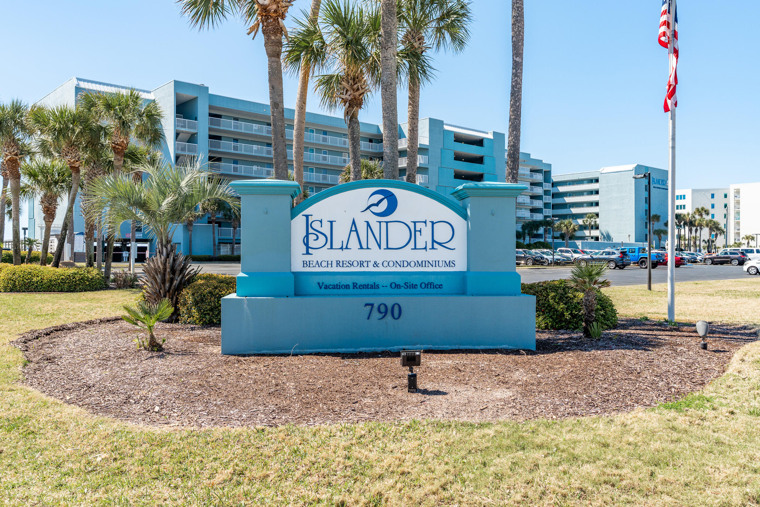 ISLANDER BEACH RESORT CONDO - Residential
