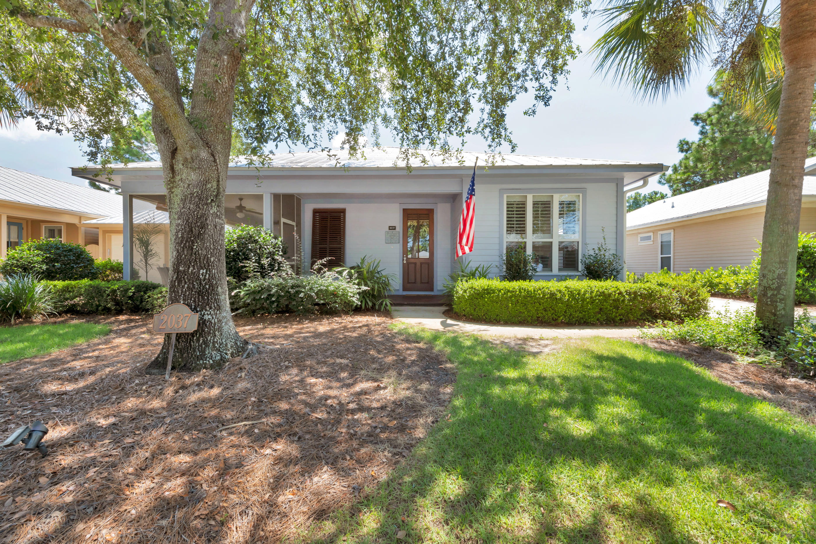 CRYSTAL LAKE AT SANDESTIN - Residential