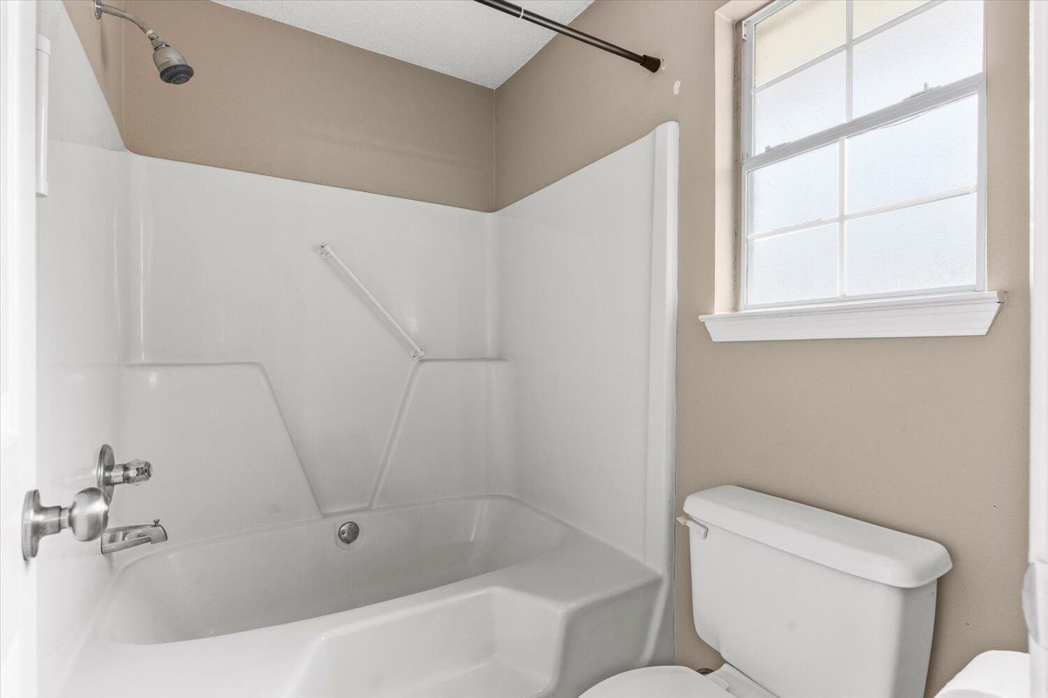 IVALEA GARDENS - Residential