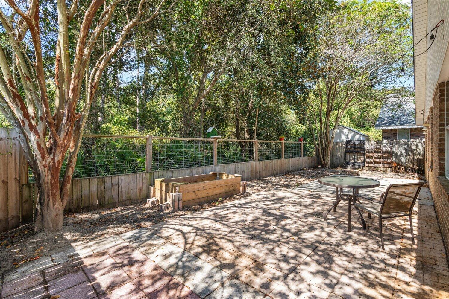 IVALEA GARDENS - Residential