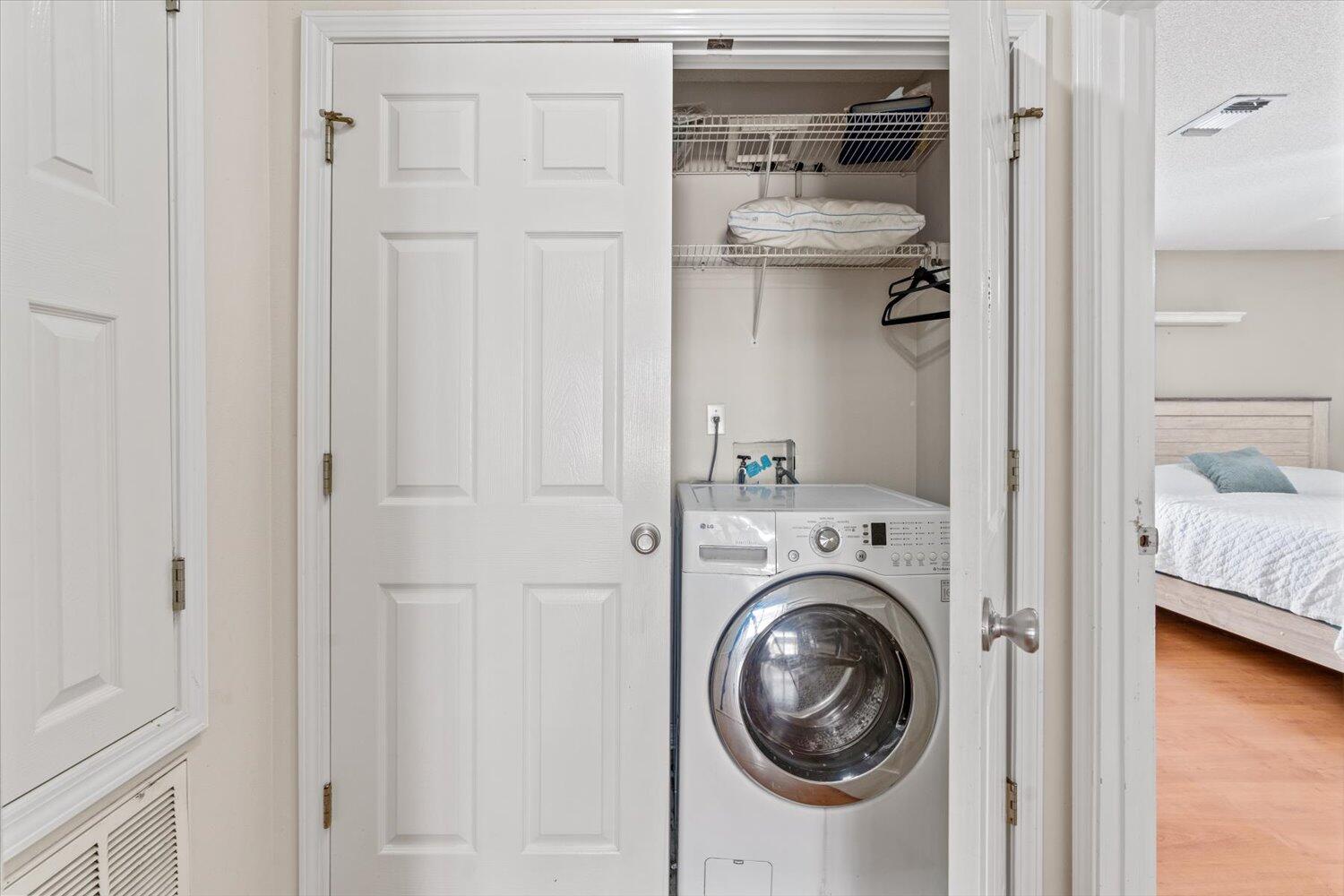 IVALEA GARDENS - Residential