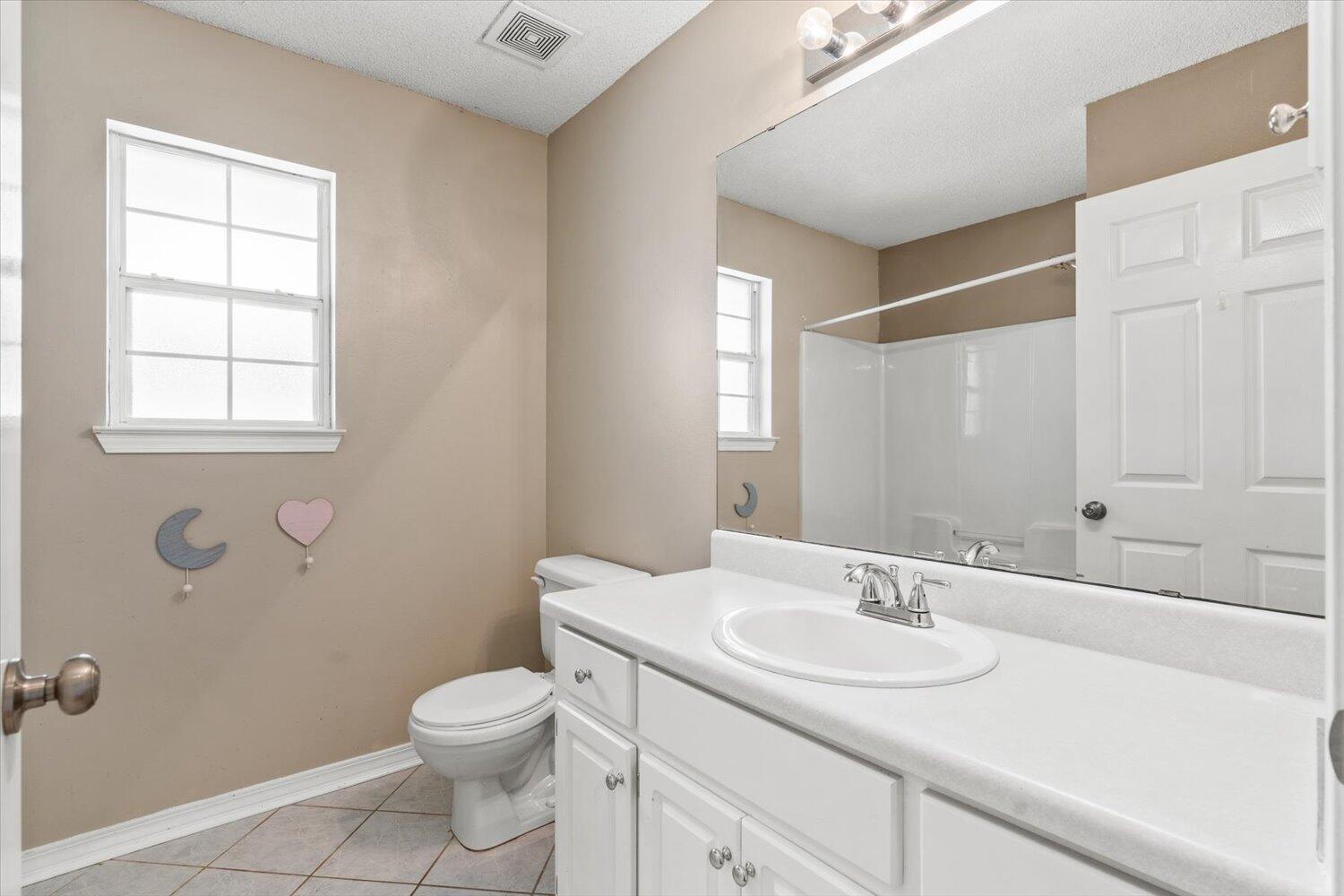 IVALEA GARDENS - Residential