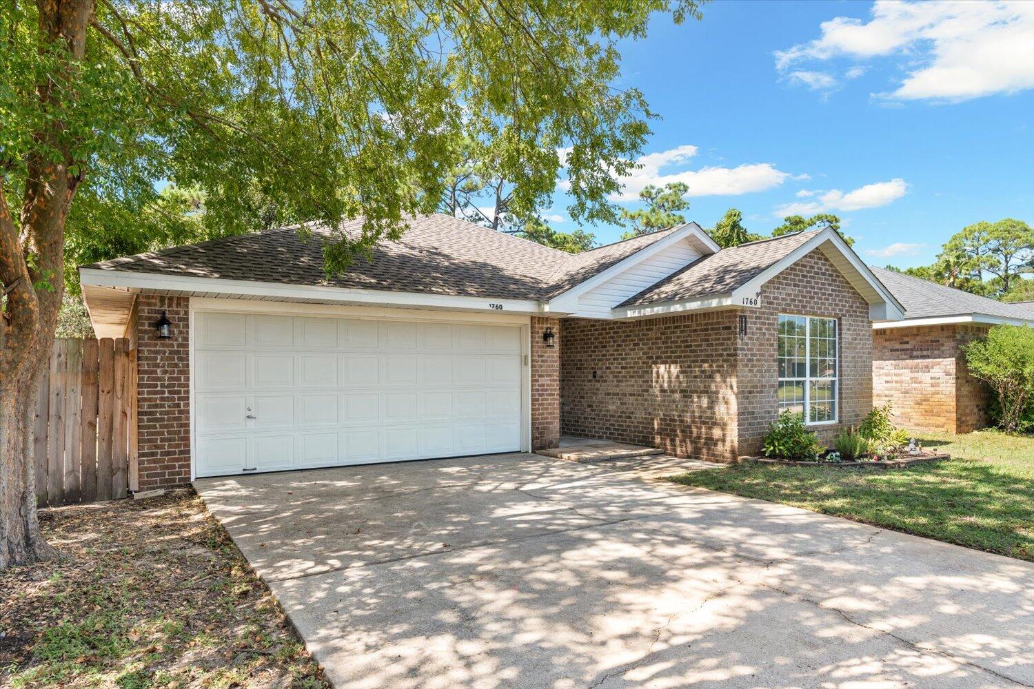 IVALEA GARDENS - Residential