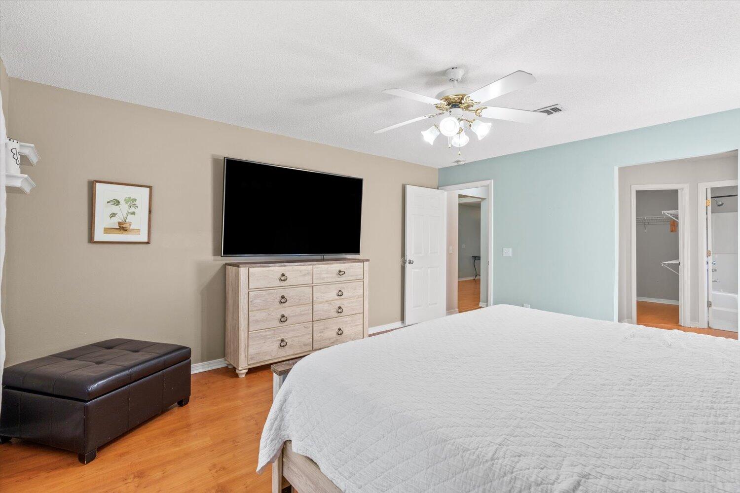 IVALEA GARDENS - Residential