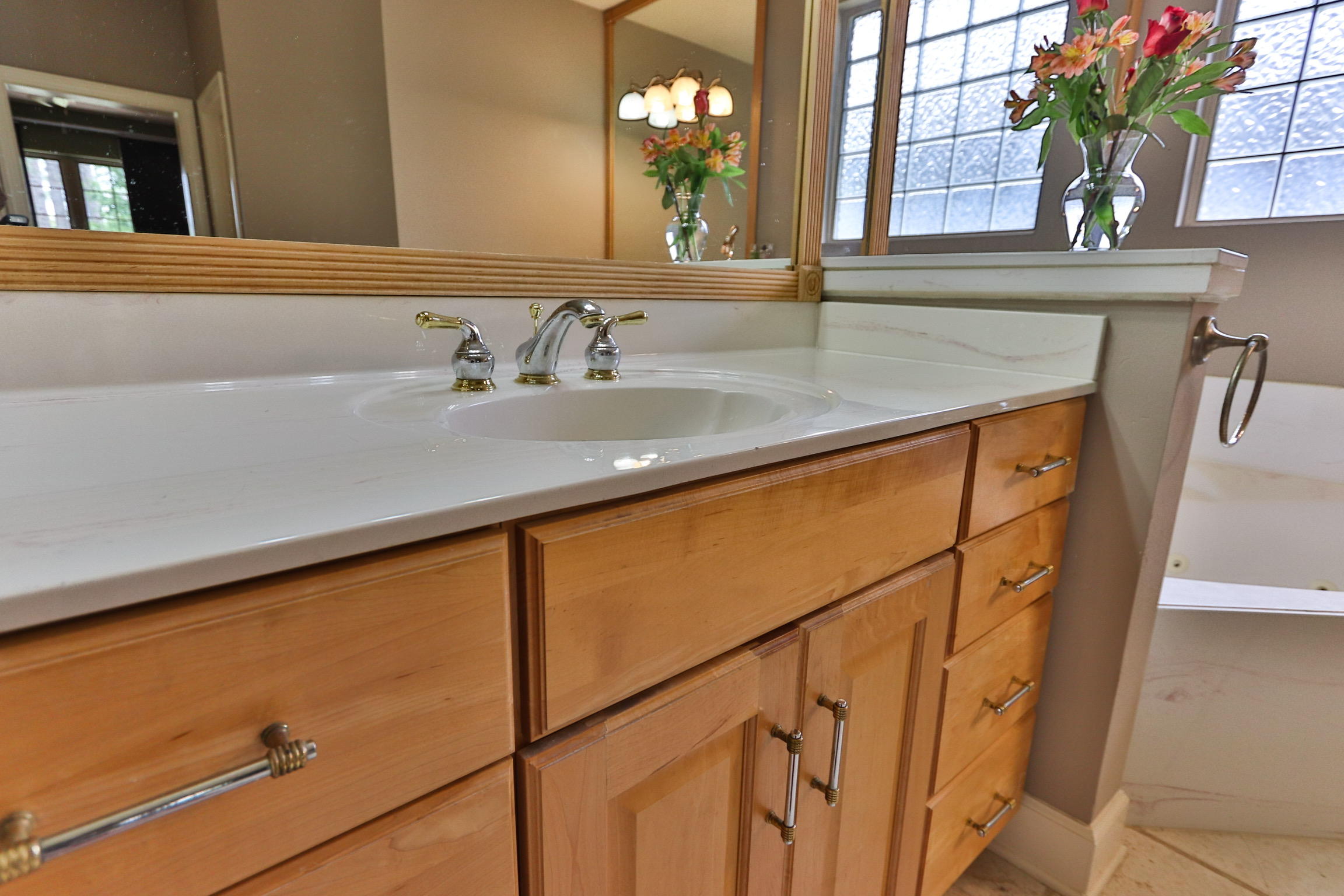 CHARDONNAY ESTATES - Residential