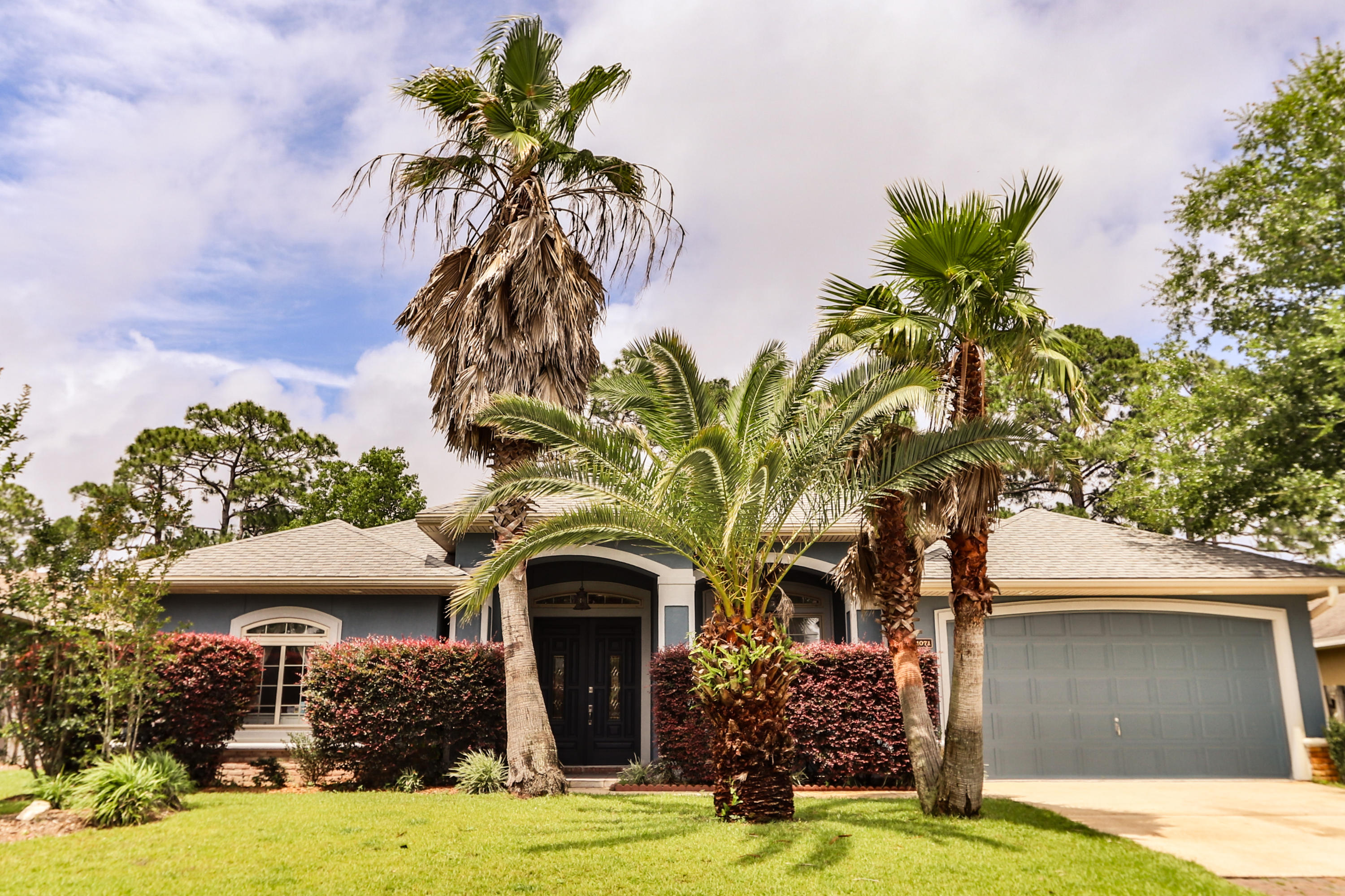 CHARDONNAY ESTATES - Residential