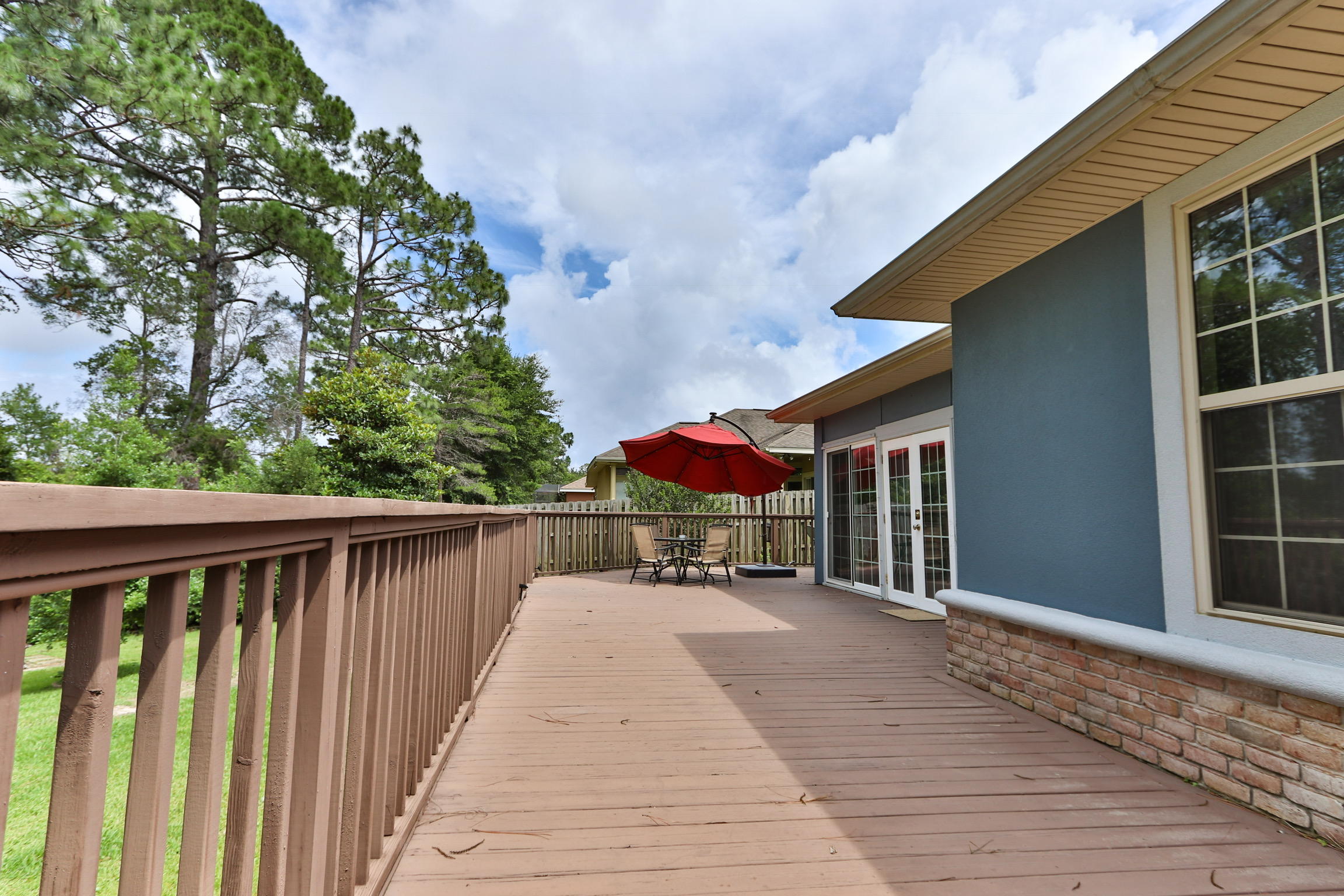 CHARDONNAY ESTATES - Residential