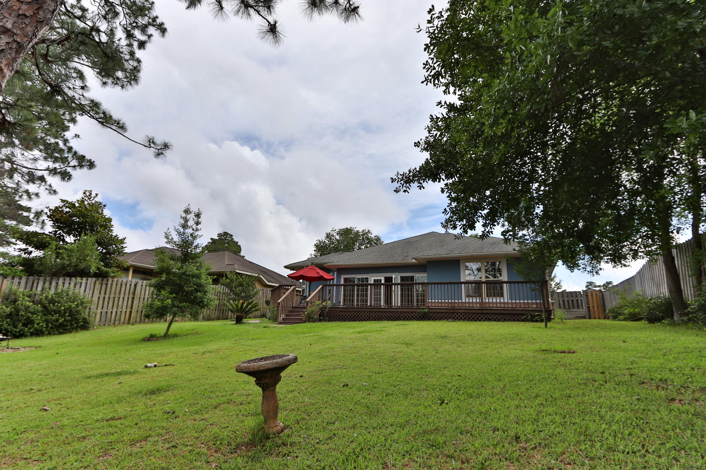 CHARDONNAY ESTATES - Residential