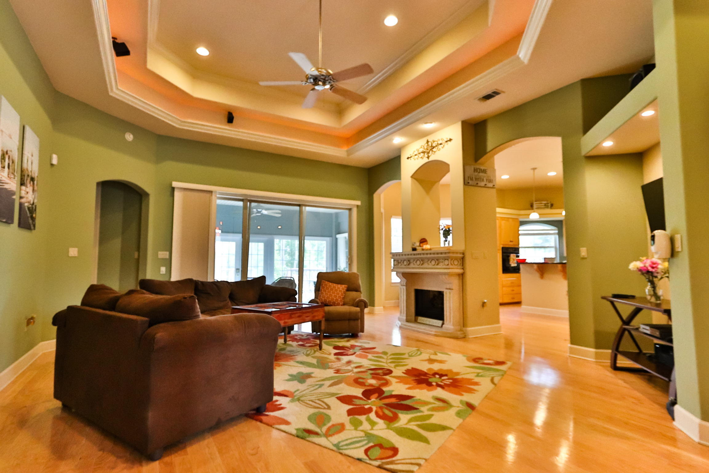 CHARDONNAY ESTATES - Residential