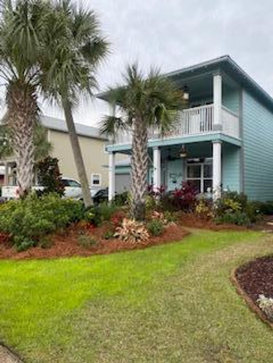 Beautiful Florida Cottage in Eagle Bay, walking distance to public bay front boat launch. The home has been meticulously cared for with many upgrades. Lush landscaping in the front and back yard with brick paved driveway.