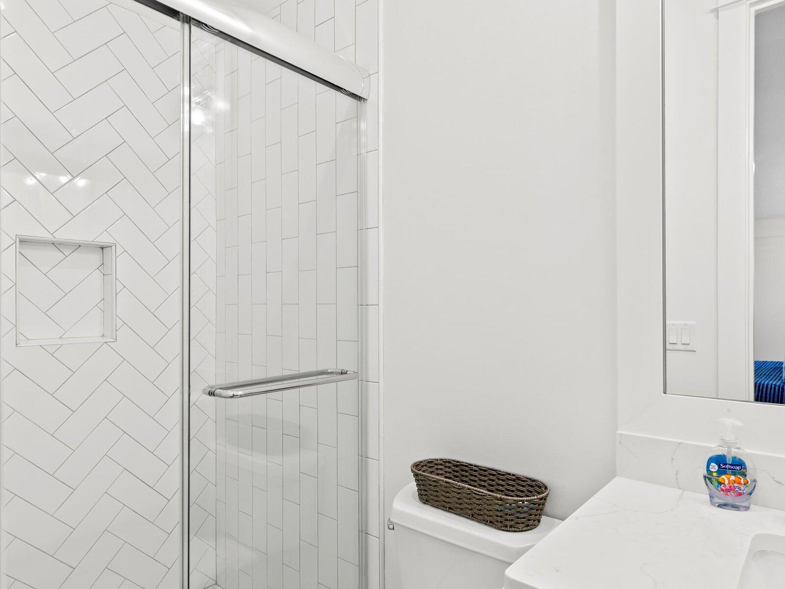 LAKESIDE AT BLUE MOUNTAIN BEACH - Residential Lease