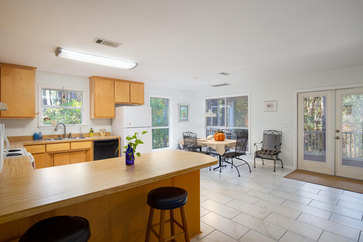 GRAYTON BEACH - Residential