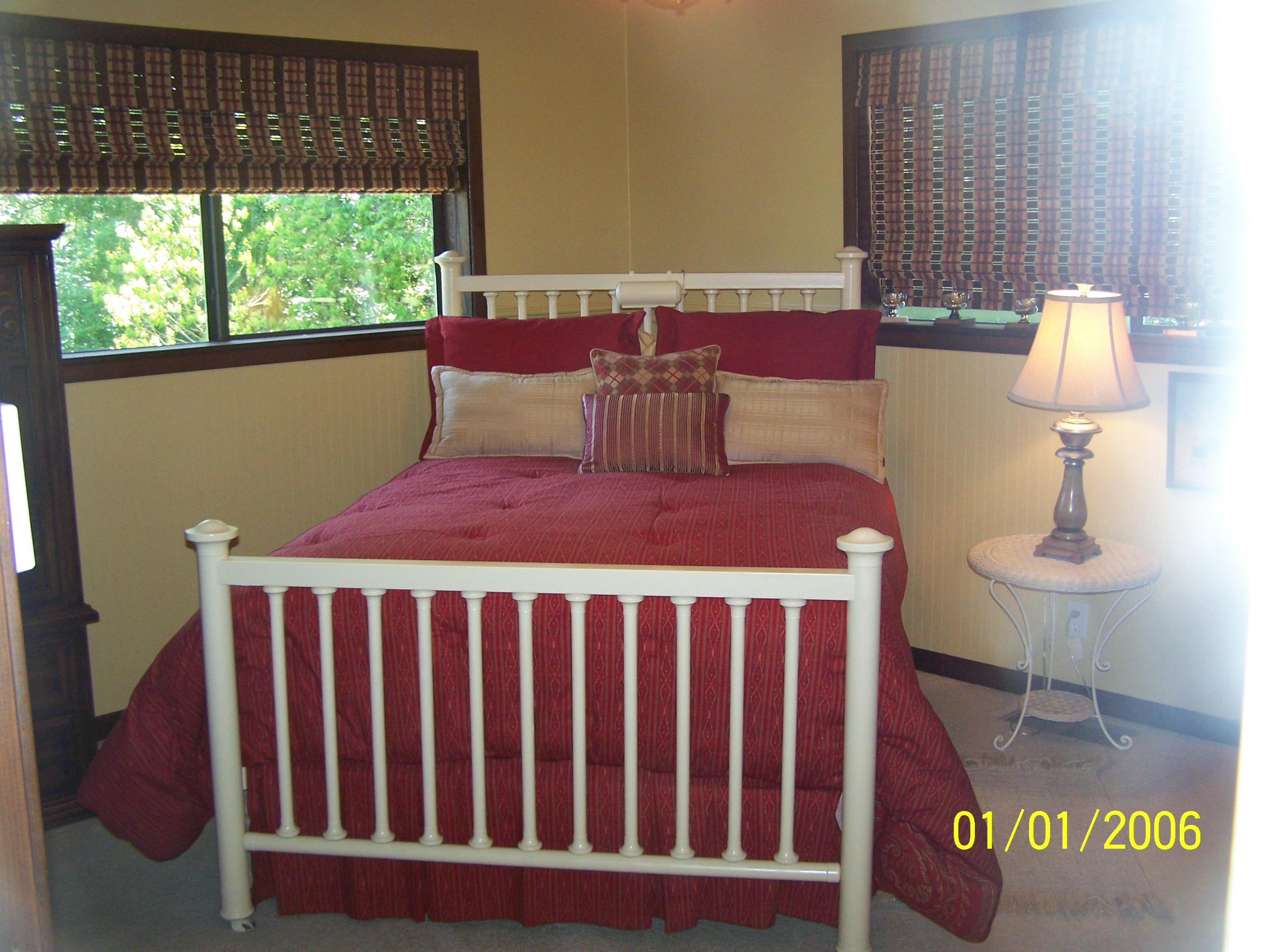 PINE HILL - Residential