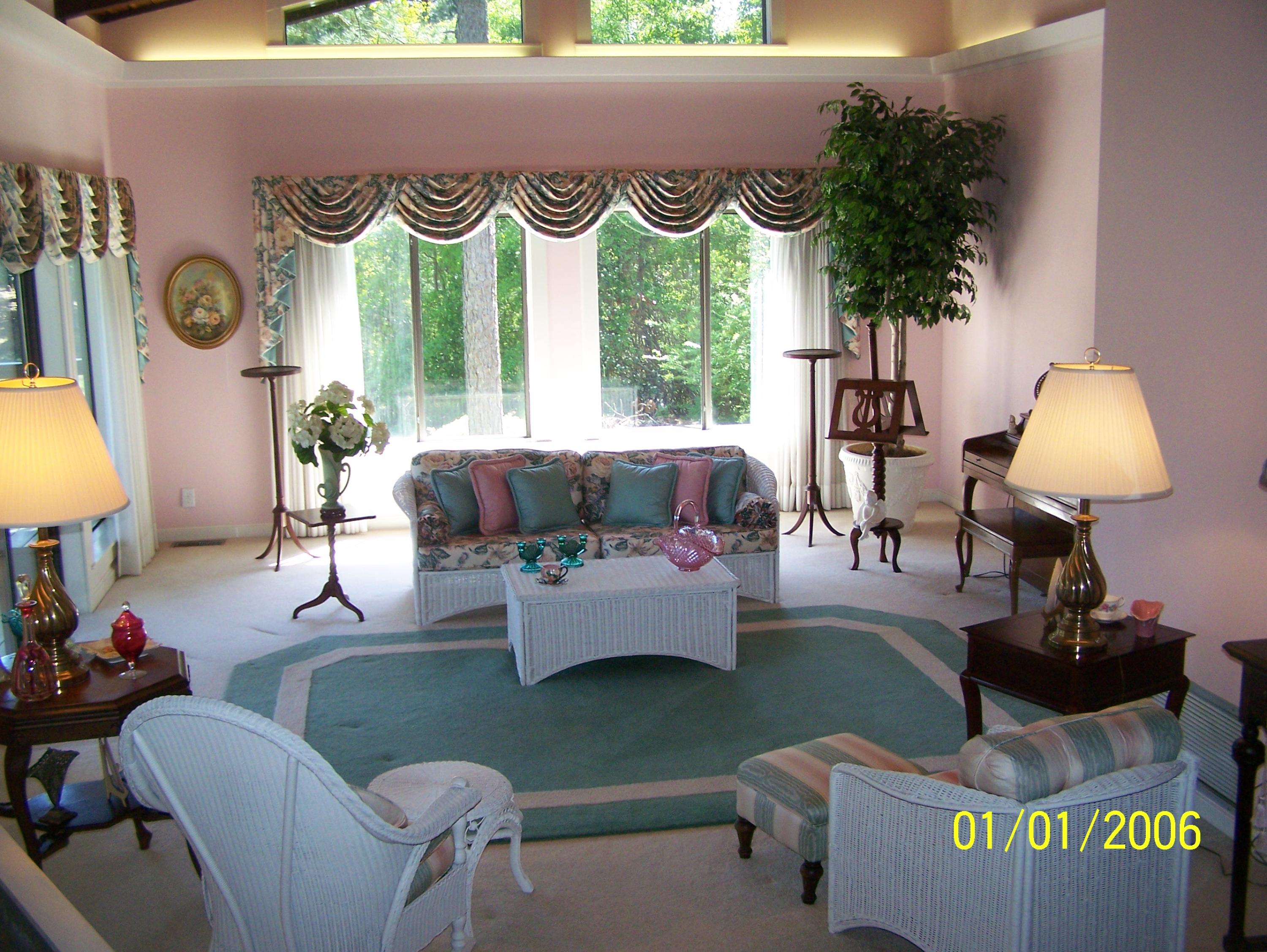 PINE HILL - Residential