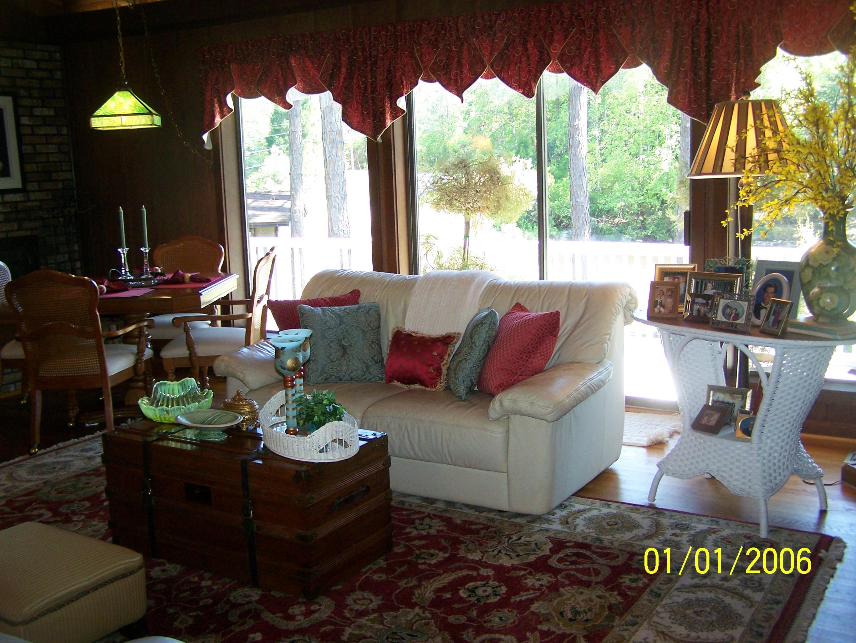 PINE HILL - Residential