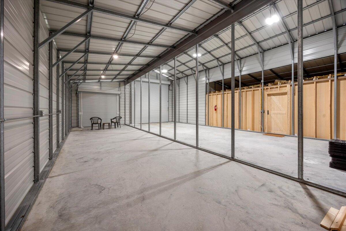 Desc Update For 2023 Parcel ''B'': Com At Ne Cor Of 30-4N-28W Thn N8837'18''W 1316.31 Ft; Thn S - Land