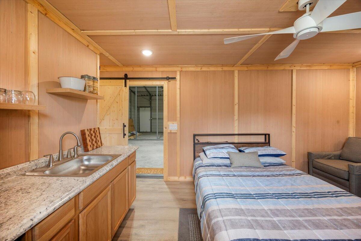 Desc Update For 2023 Parcel ''B'': Com At Ne Cor Of 30-4N-28W Thn N8837'18''W 1316.31 Ft; Thn S - Land