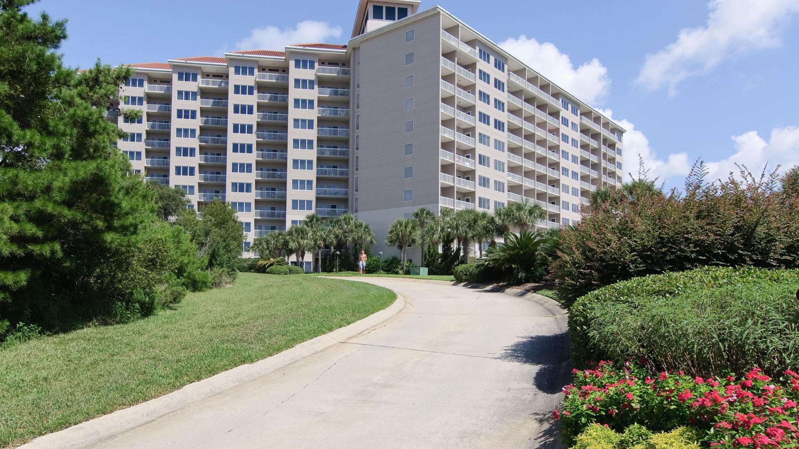 SUMMIT AT TOPS'L (THE) - Residential