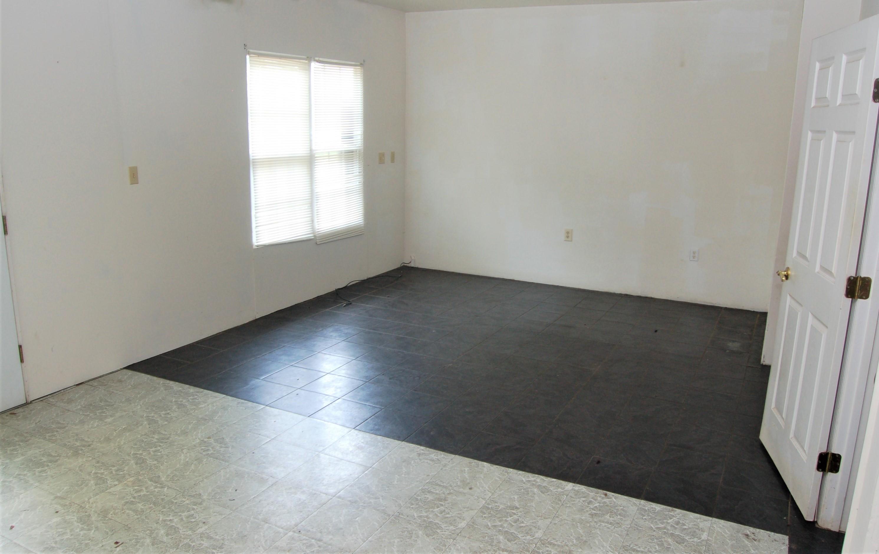 OLDE FORT WALTON (242201.00) - Residential