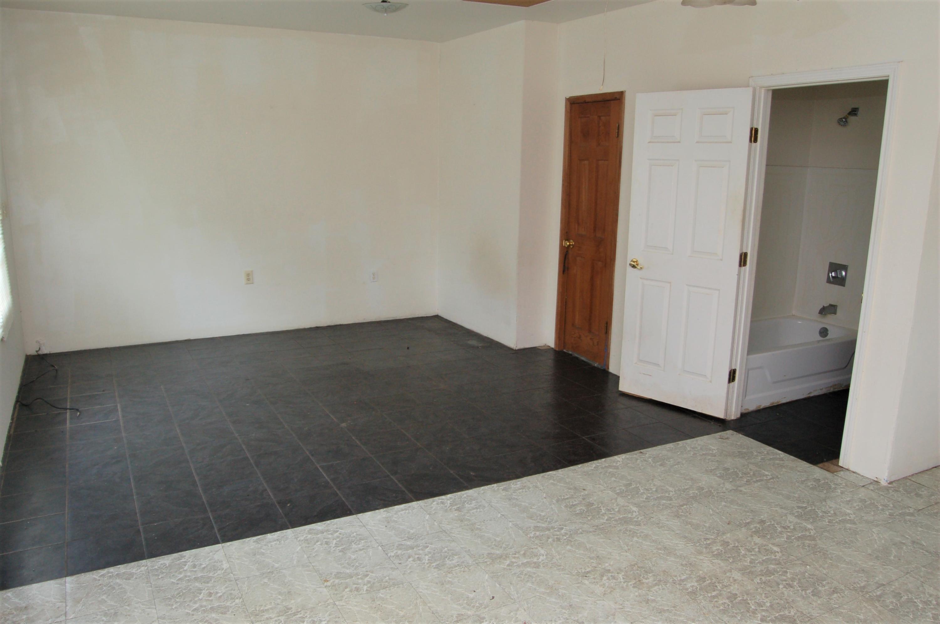 OLDE FORT WALTON (242201.00) - Residential