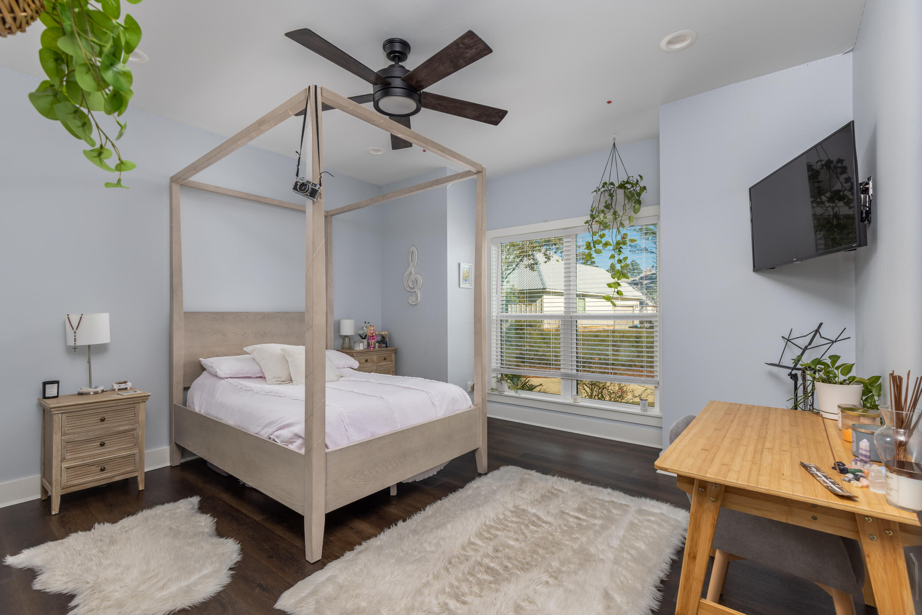 SECLUSION BAY - Residential