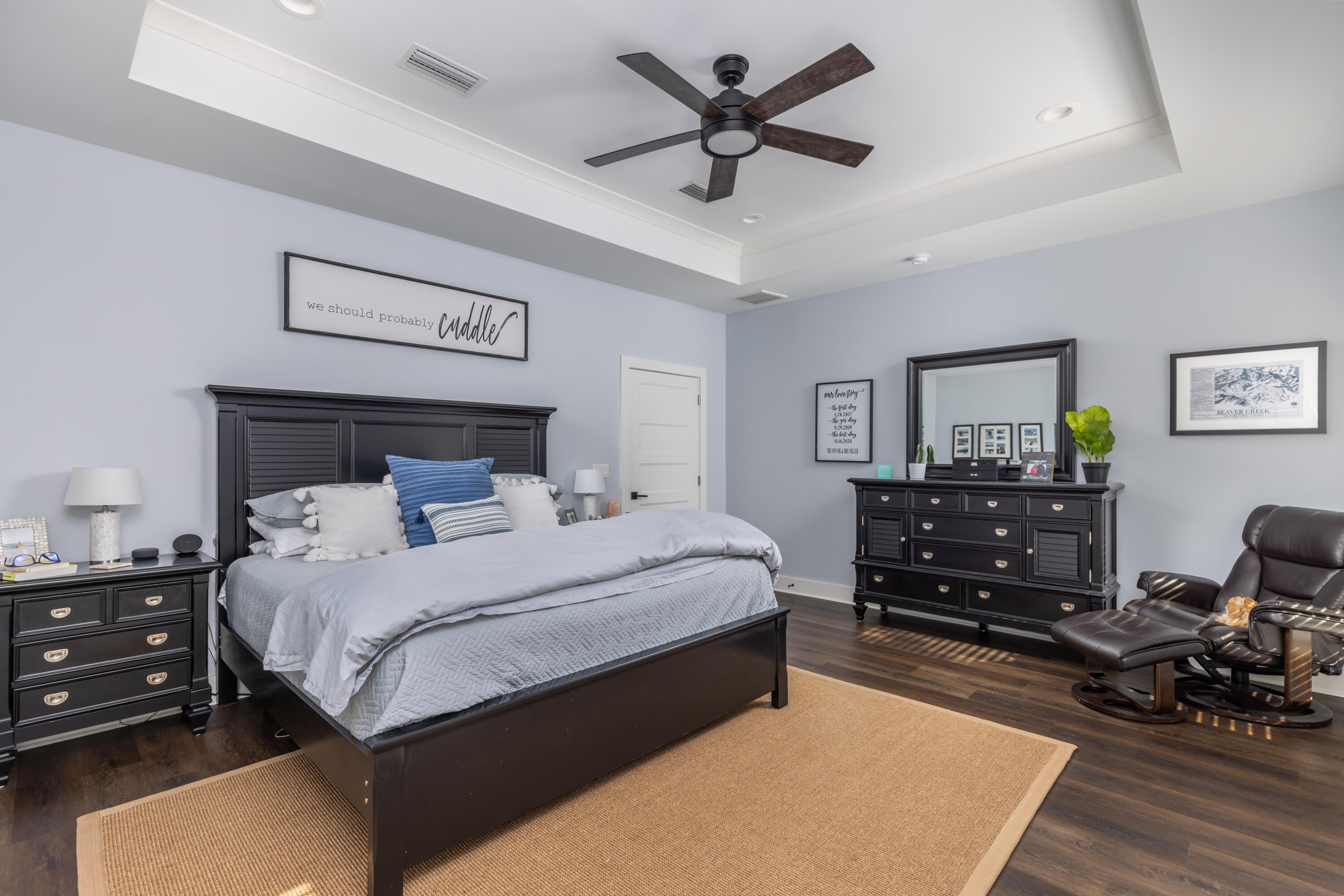 SECLUSION BAY - Residential