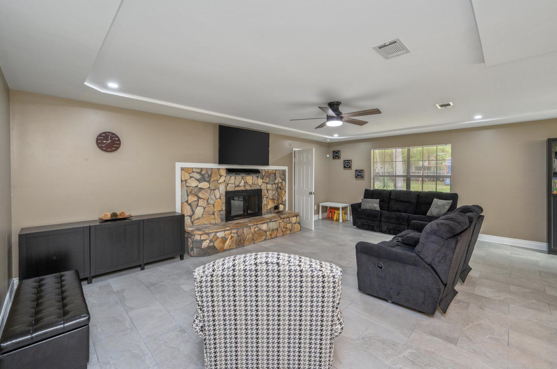 CARIBBEAN VILLAGE EAST 1, - Residential