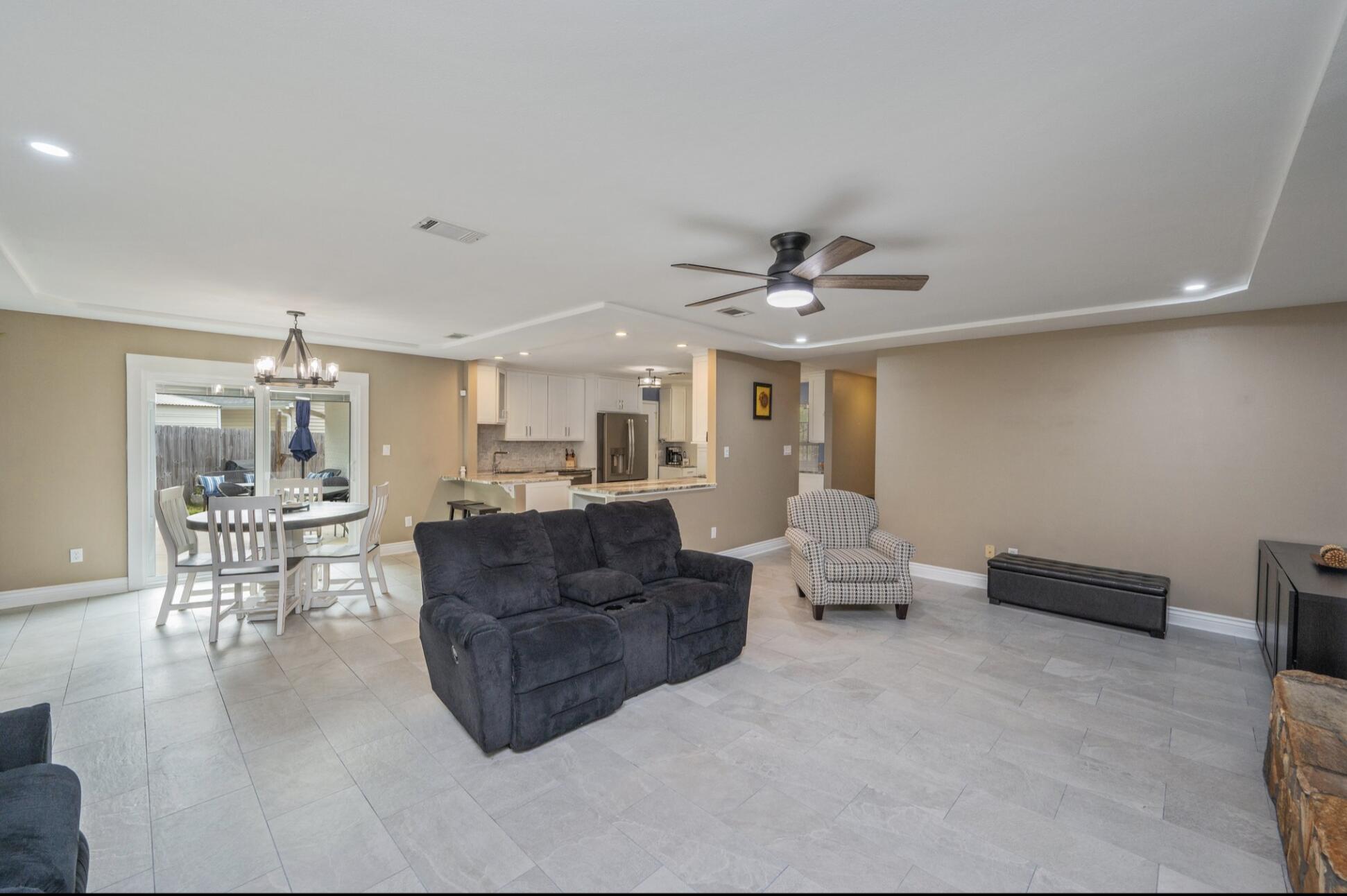 CARIBBEAN VILLAGE EAST 1, - Residential