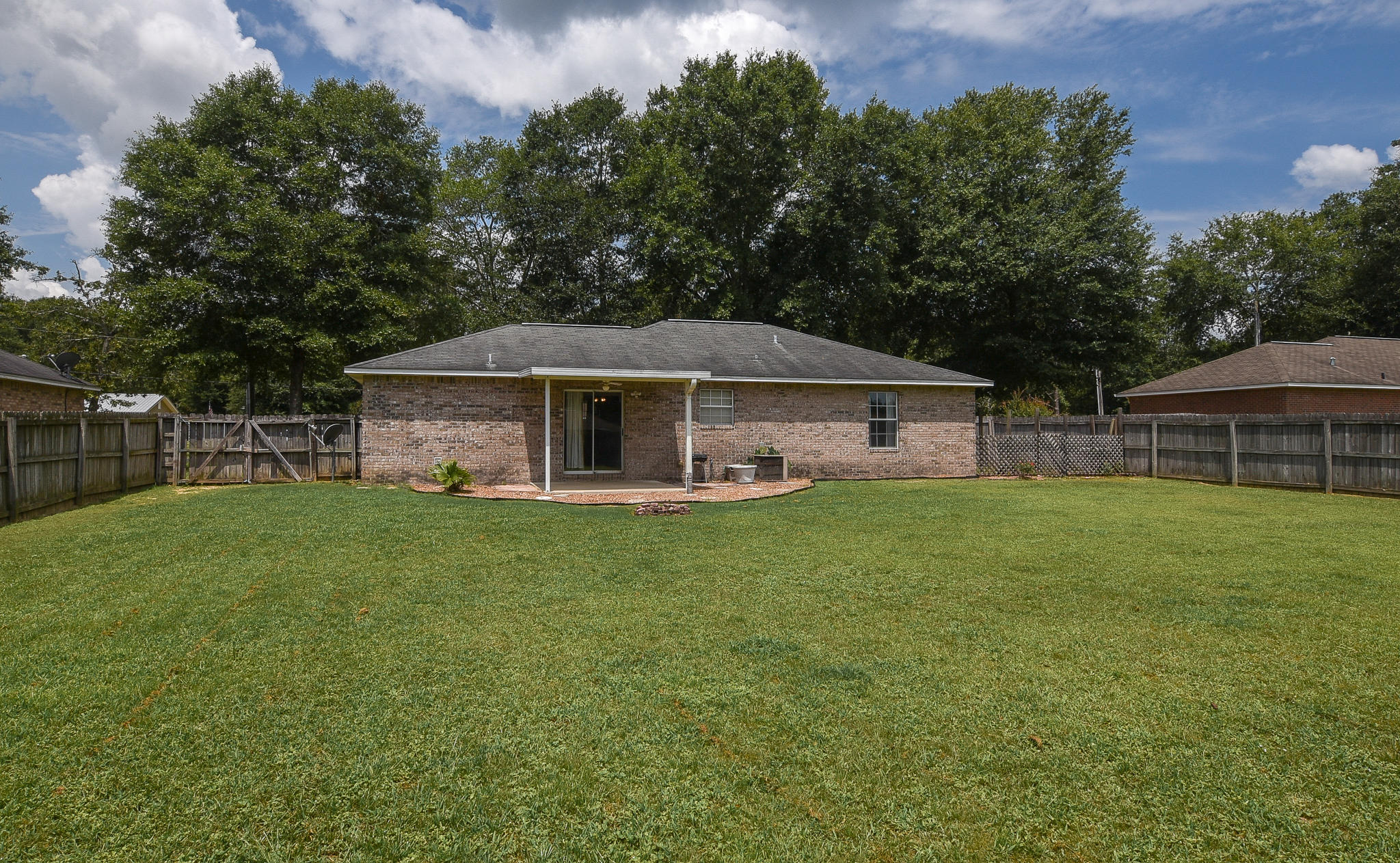 AUBURN ACRES - Residential