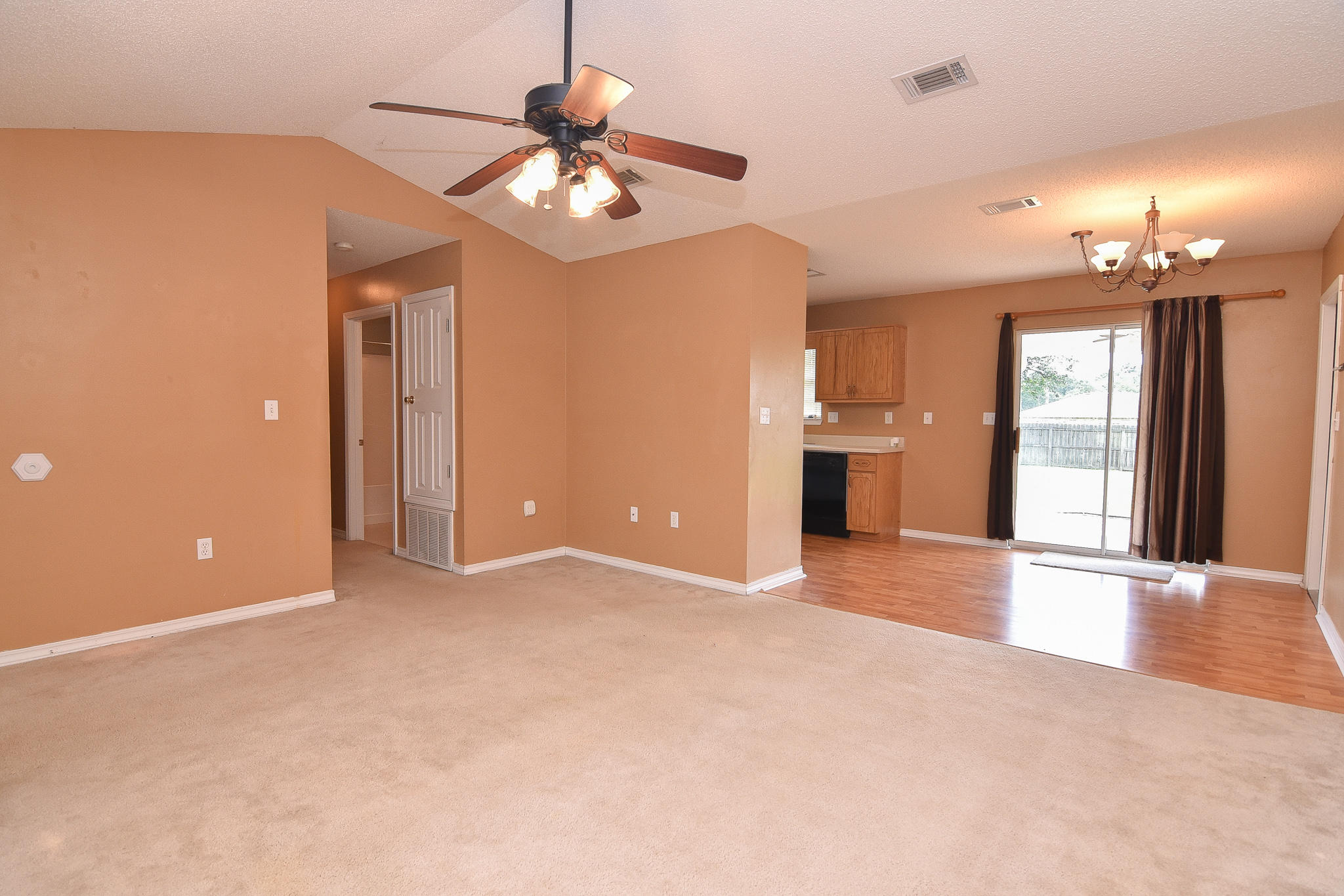 AUBURN ACRES - Residential