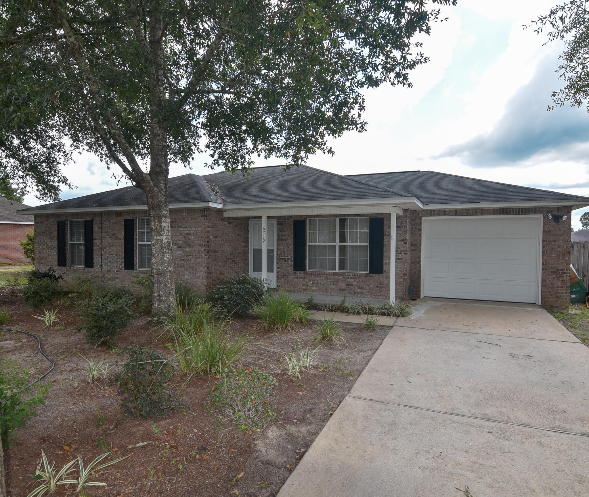 AUBURN ACRES - Residential