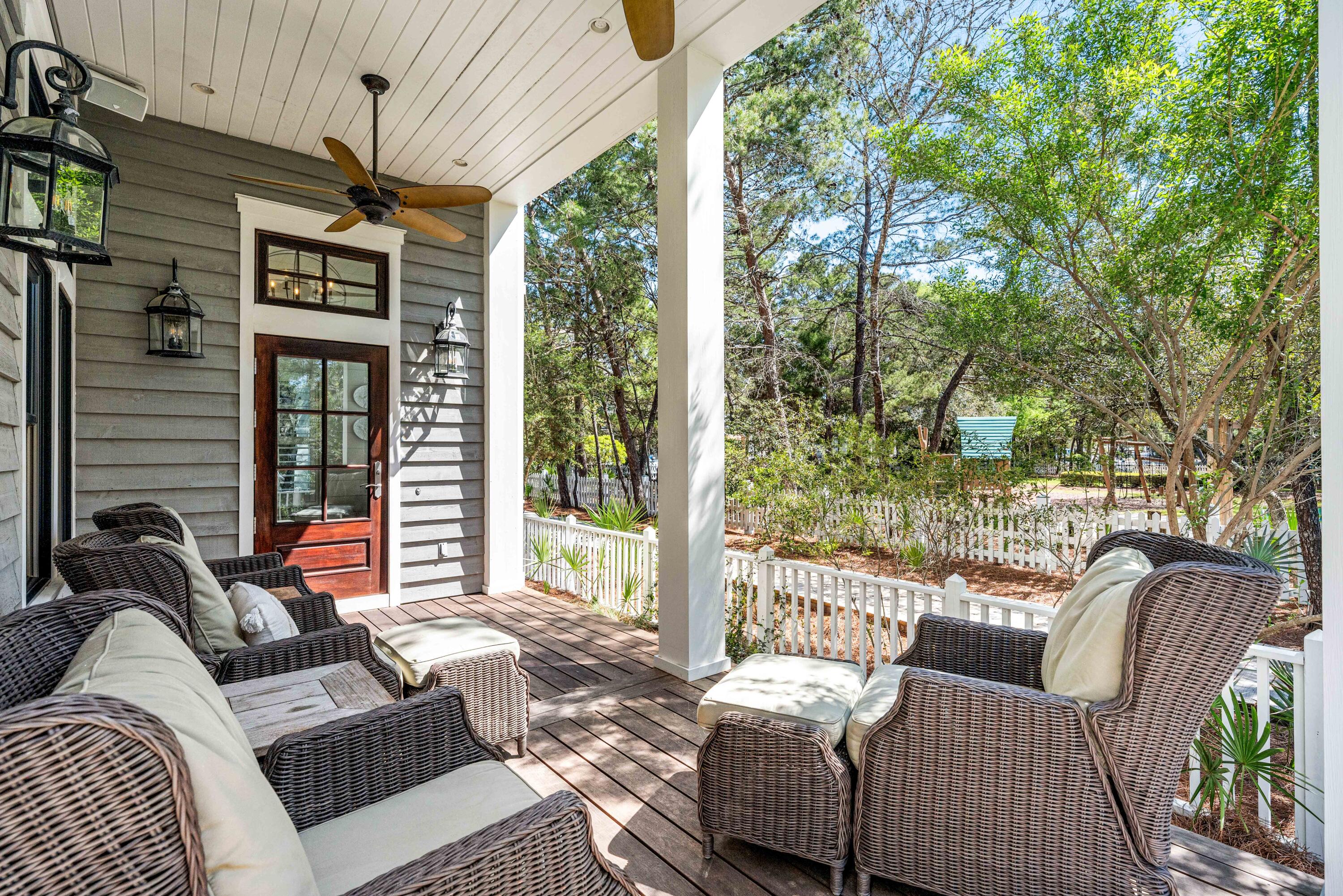 52 N Shingle Lane