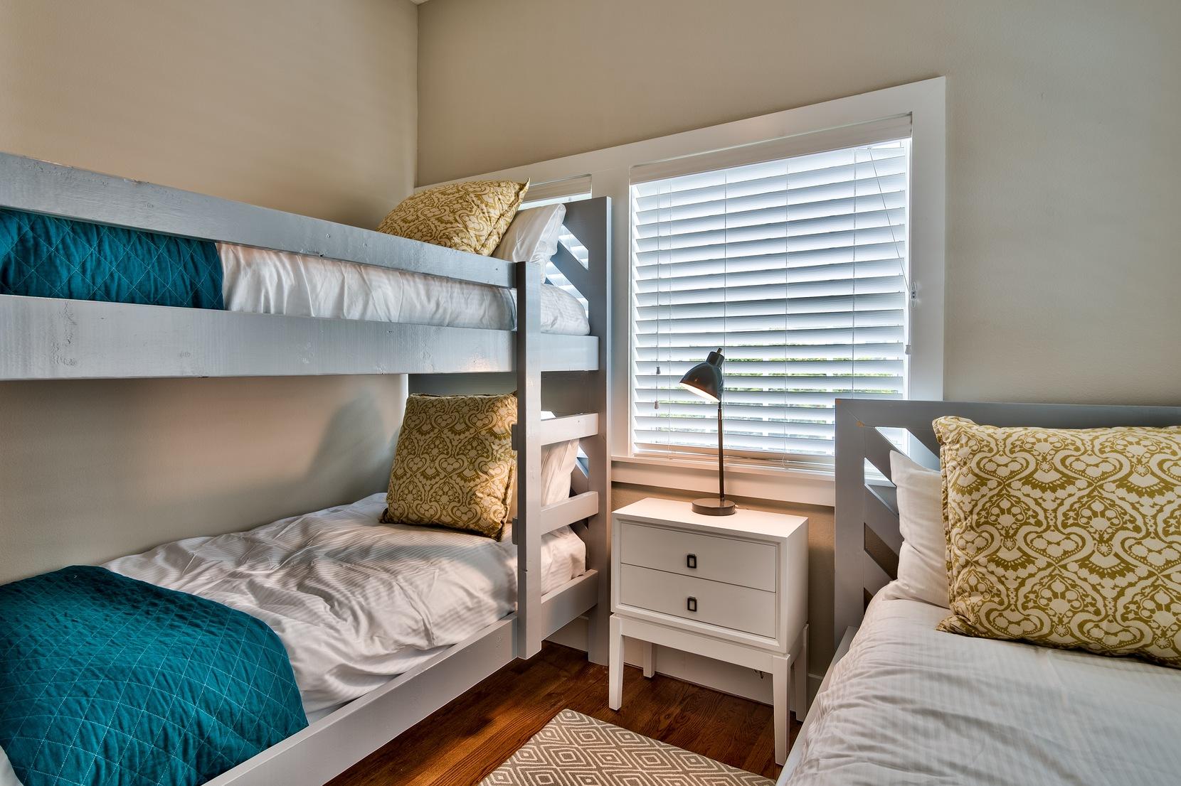 CRYSTAL BEACH - Residential