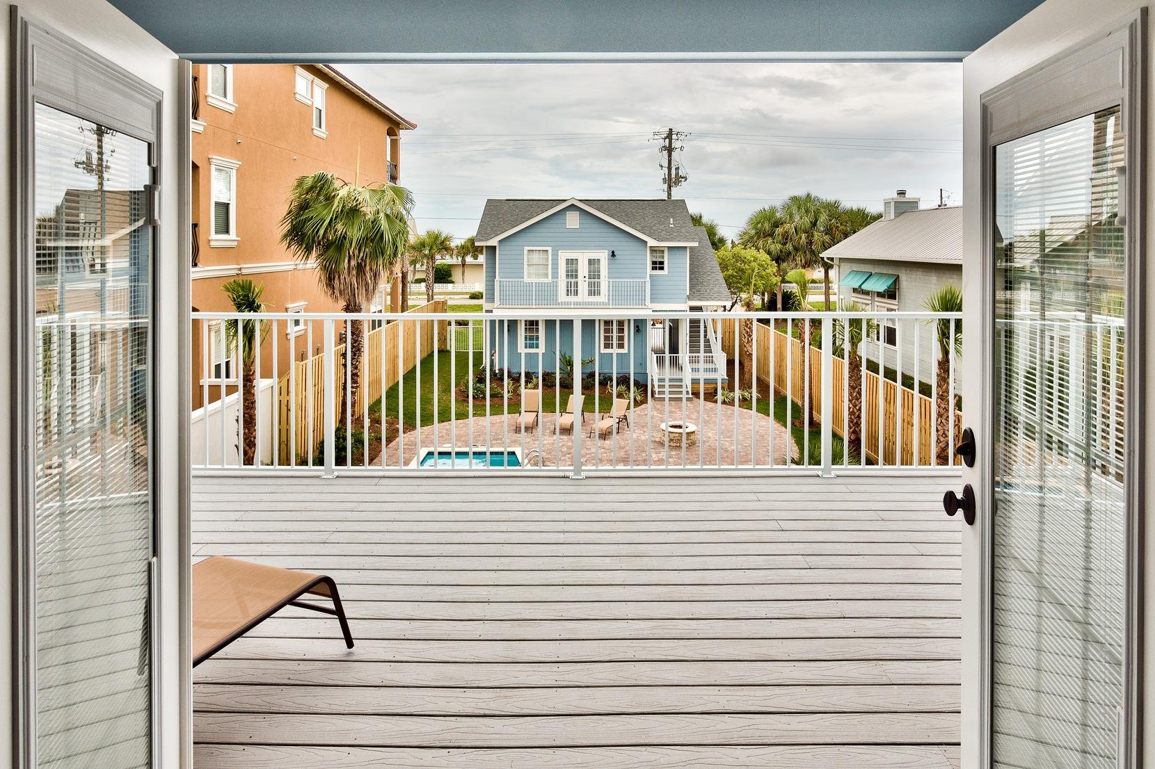 CRYSTAL BEACH - Residential