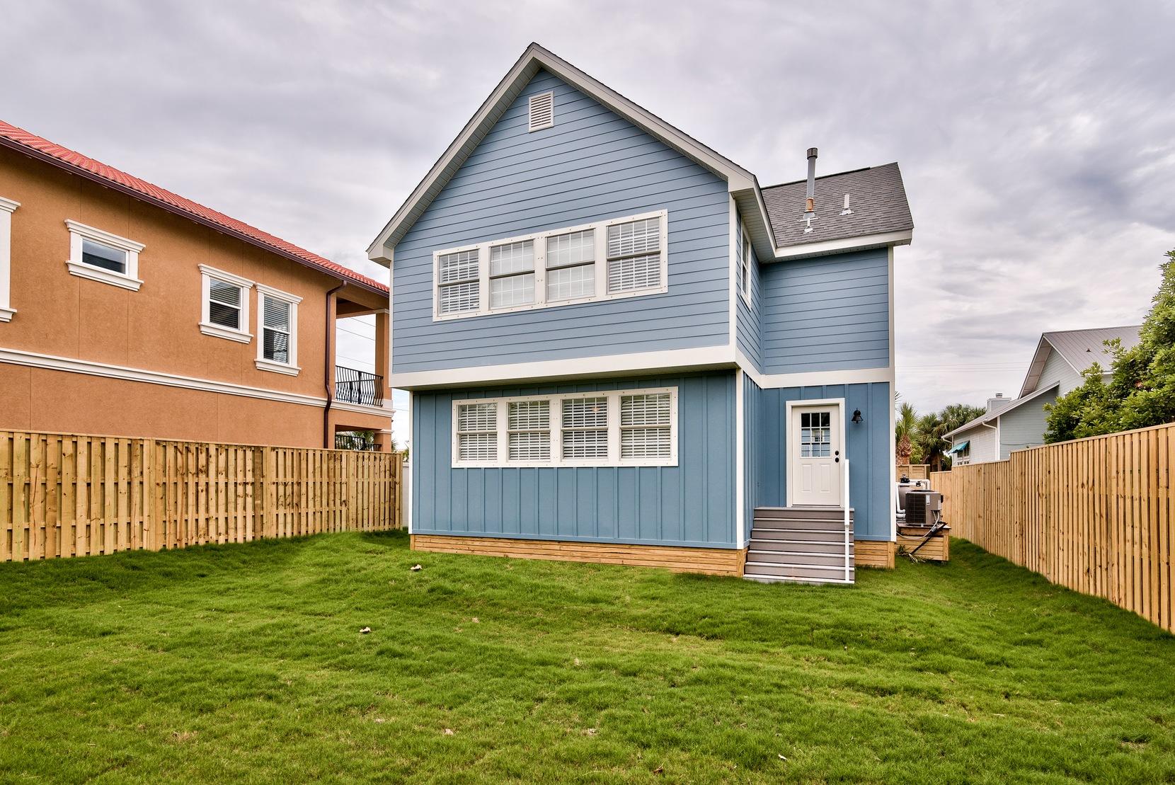CRYSTAL BEACH - Residential