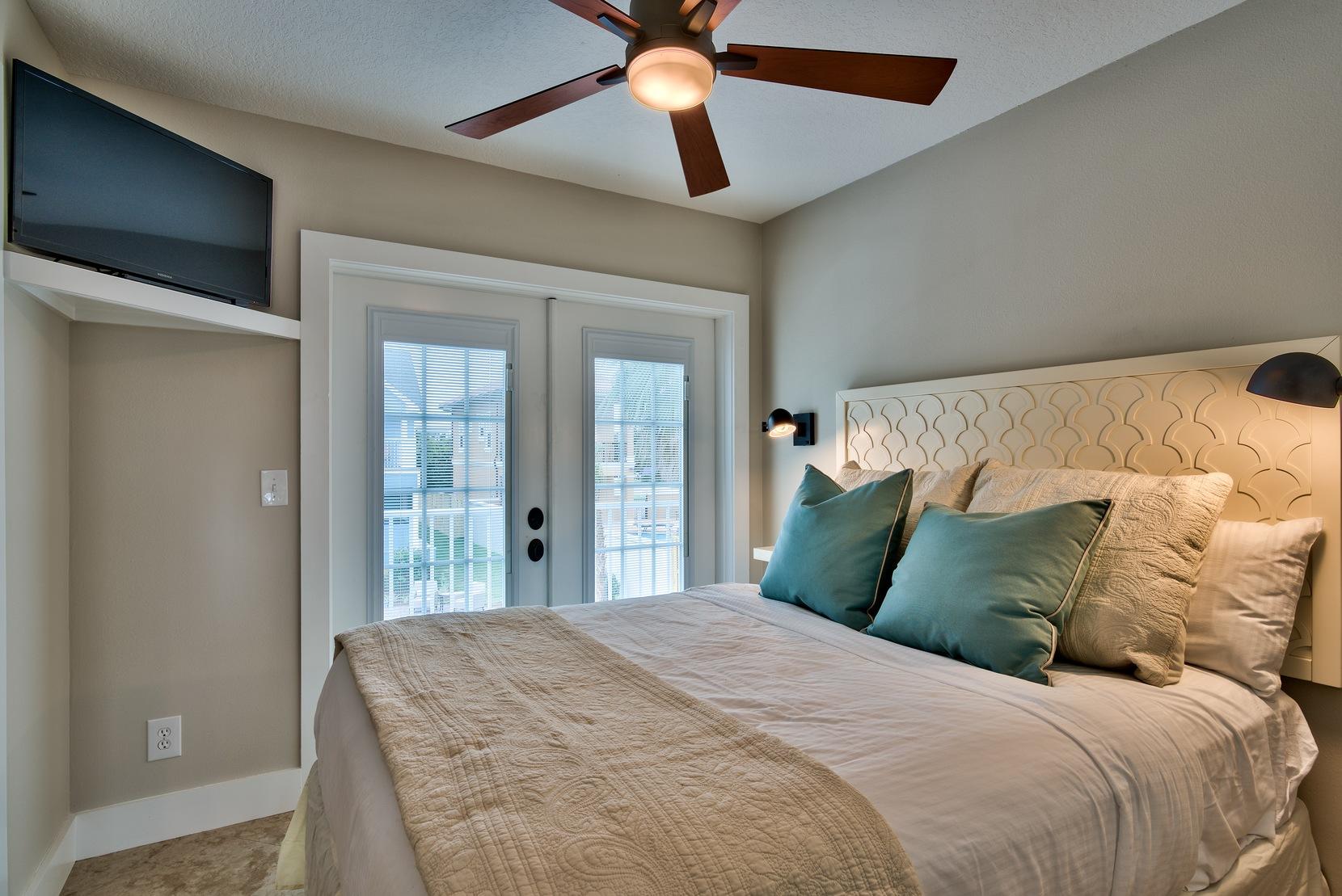 CRYSTAL BEACH - Residential