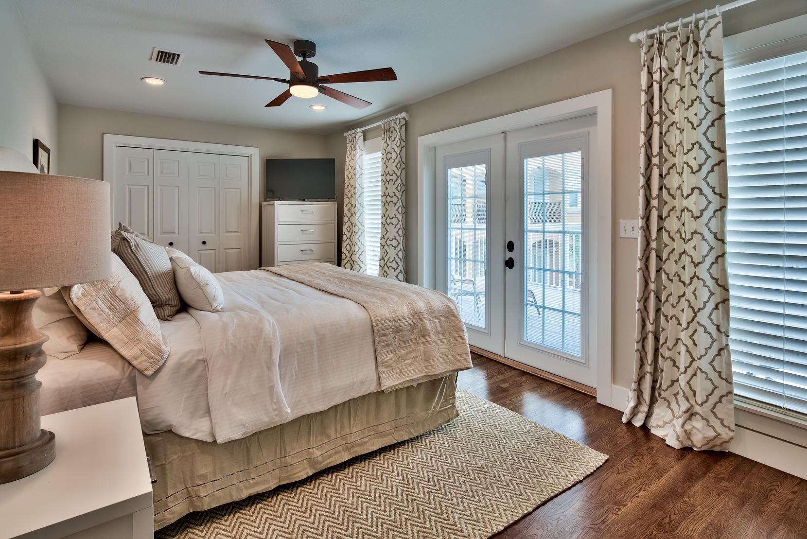 CRYSTAL BEACH - Residential